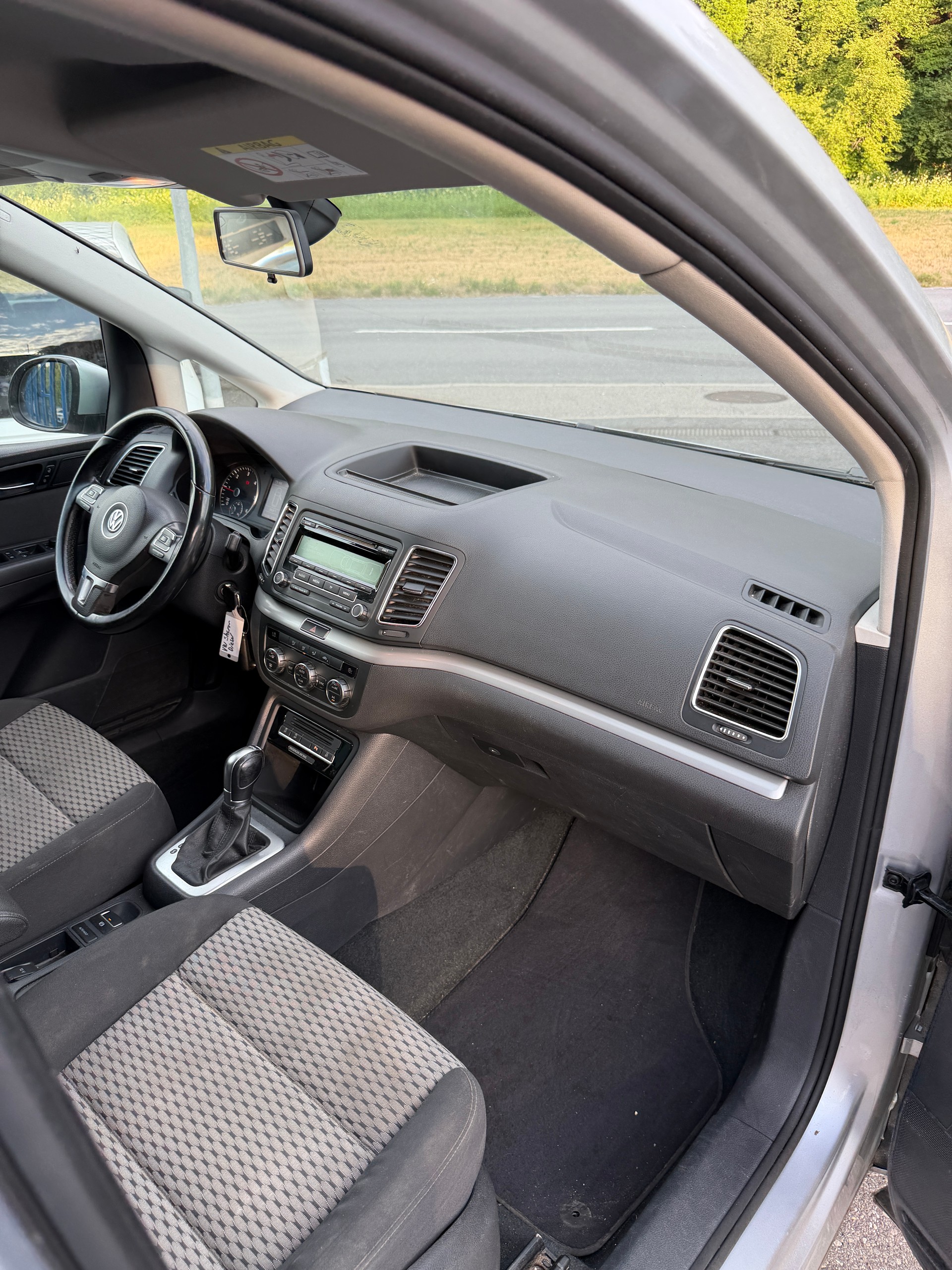 VW Sharan 2.0 TDI BlueMotion Technology Start-image-9