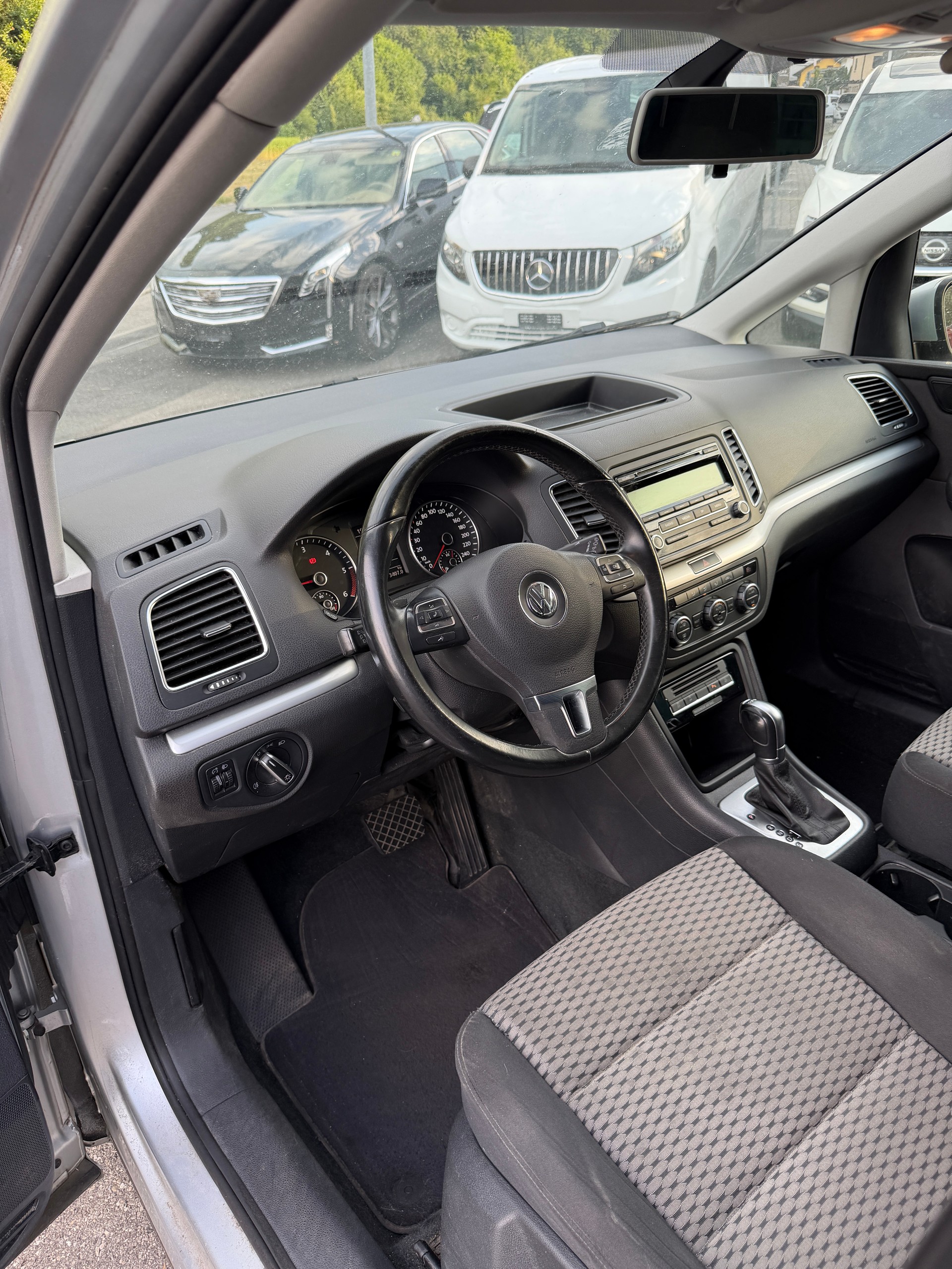 VW Sharan 2.0 TDI BlueMotion Technology Start-image-6
