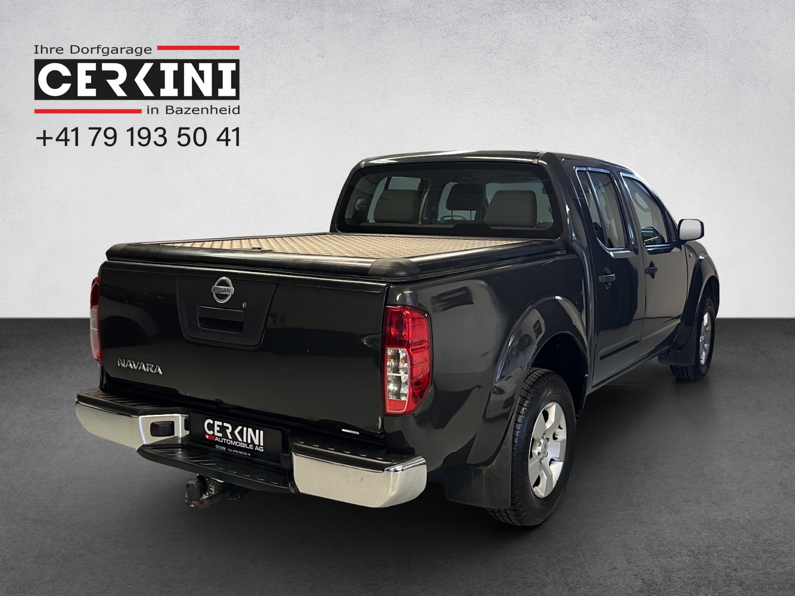 NISSAN Navara Double Cab SE 2.5 TDI 4WD-image-3