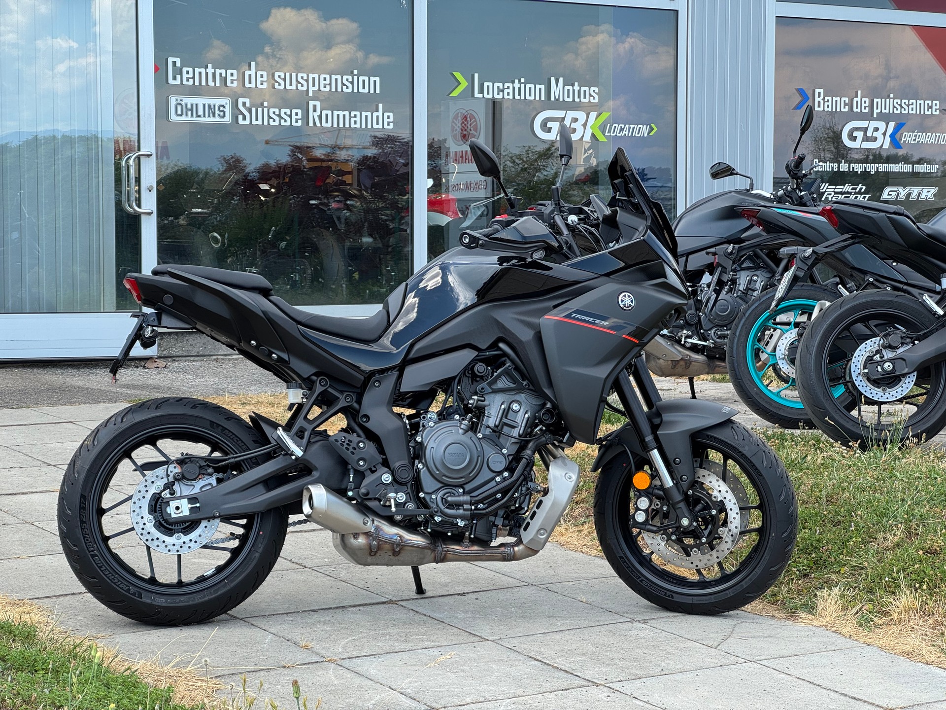 YAMAHA Tracer 7-showroom-element-1