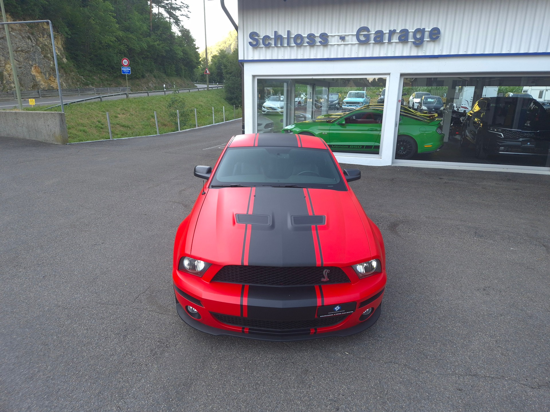 FORD Mustang Shelby GT500 SVT-image-3