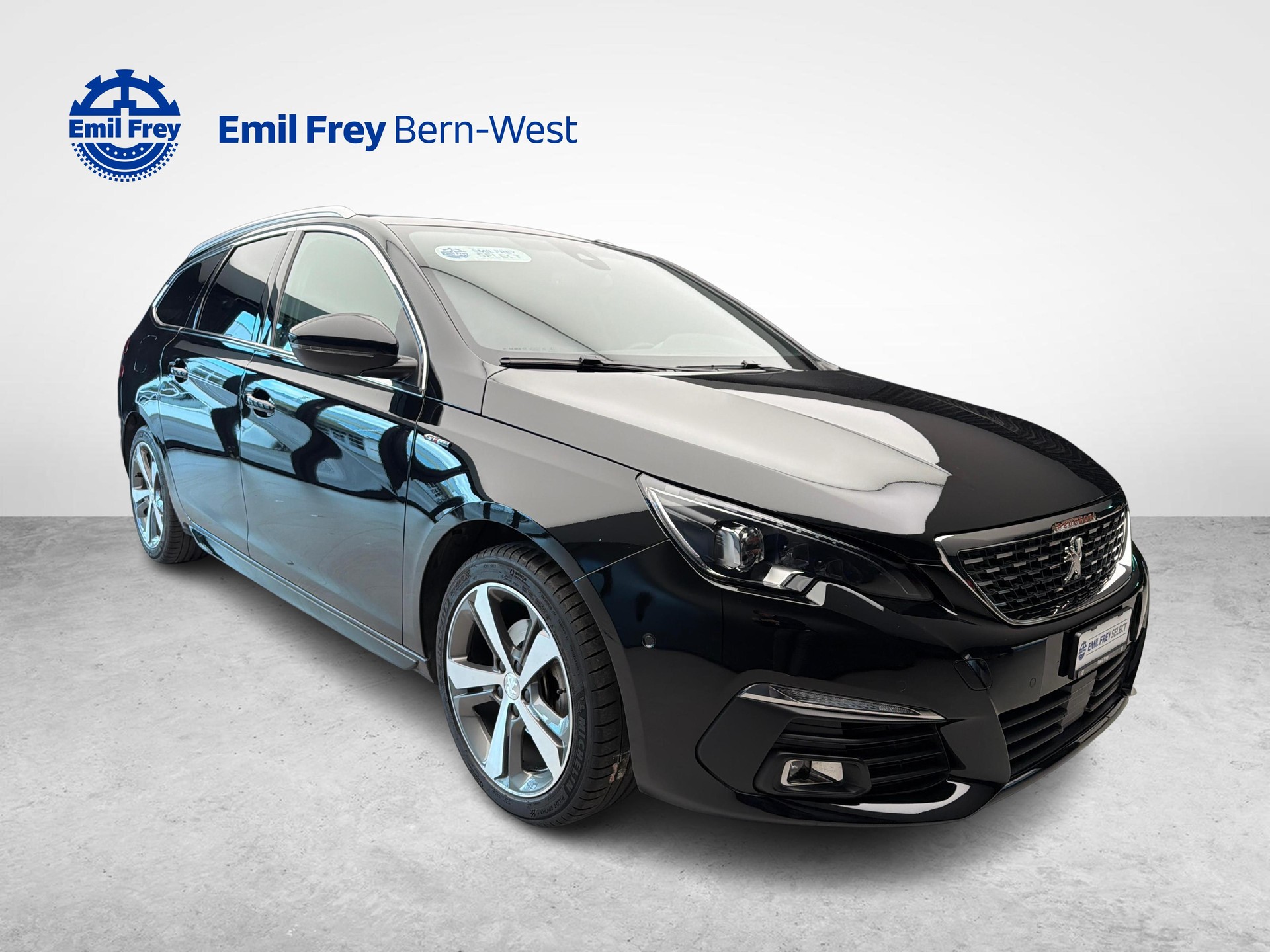 PEUGEOT 308 SW 1.2 PureTech 130 GT Line S/S-image-6
