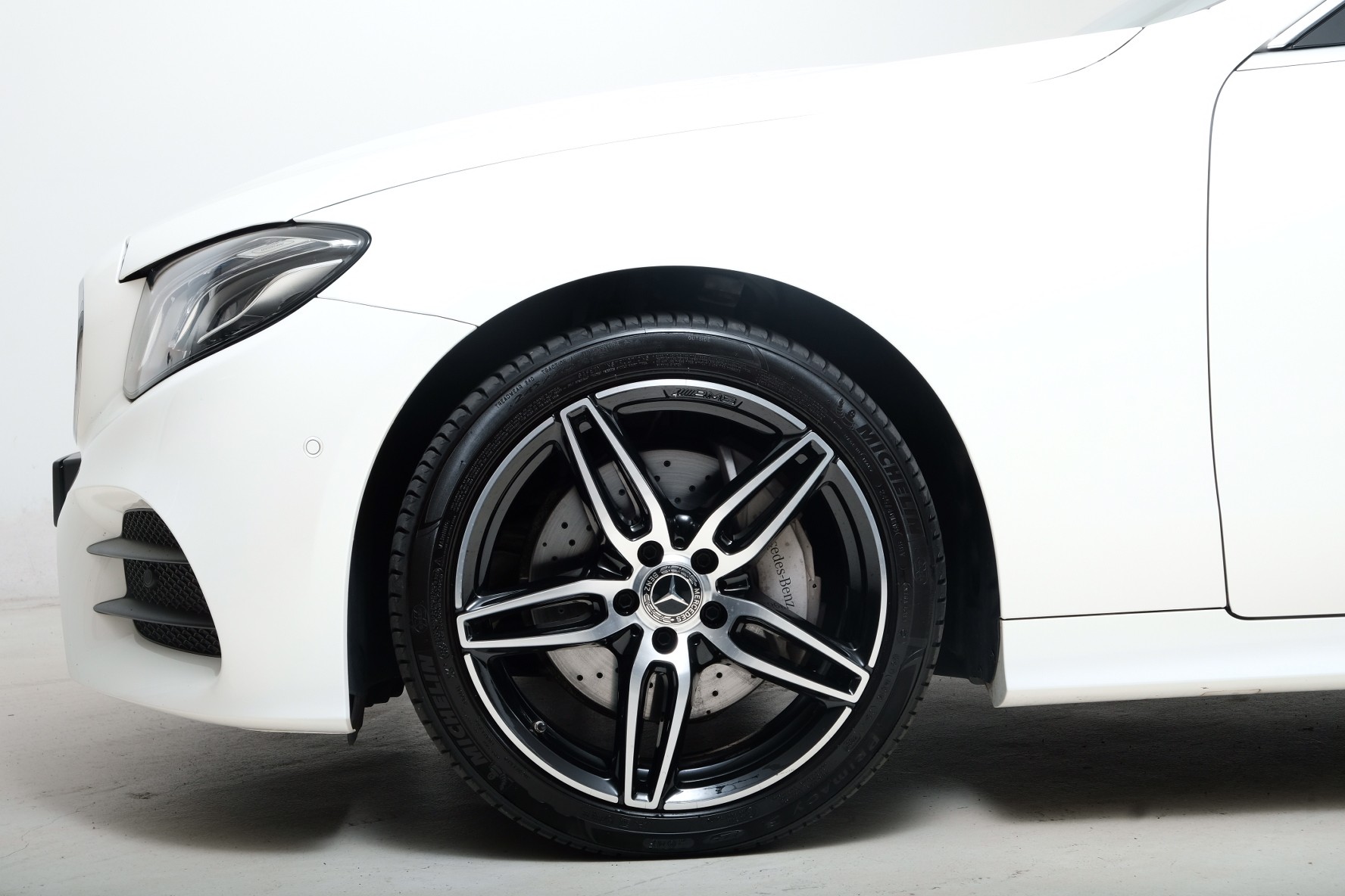 MERCEDES-BENZ E 200 Cabriolet AMG Line 4 Matic 9G-Tronic-image-3