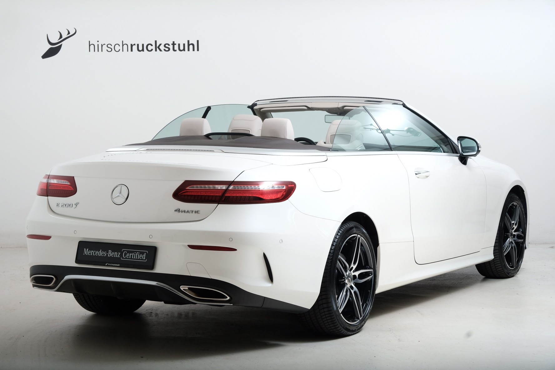 MERCEDES-BENZ E 200 Cabriolet AMG Line 4 Matic 9G-Tronic-image-4