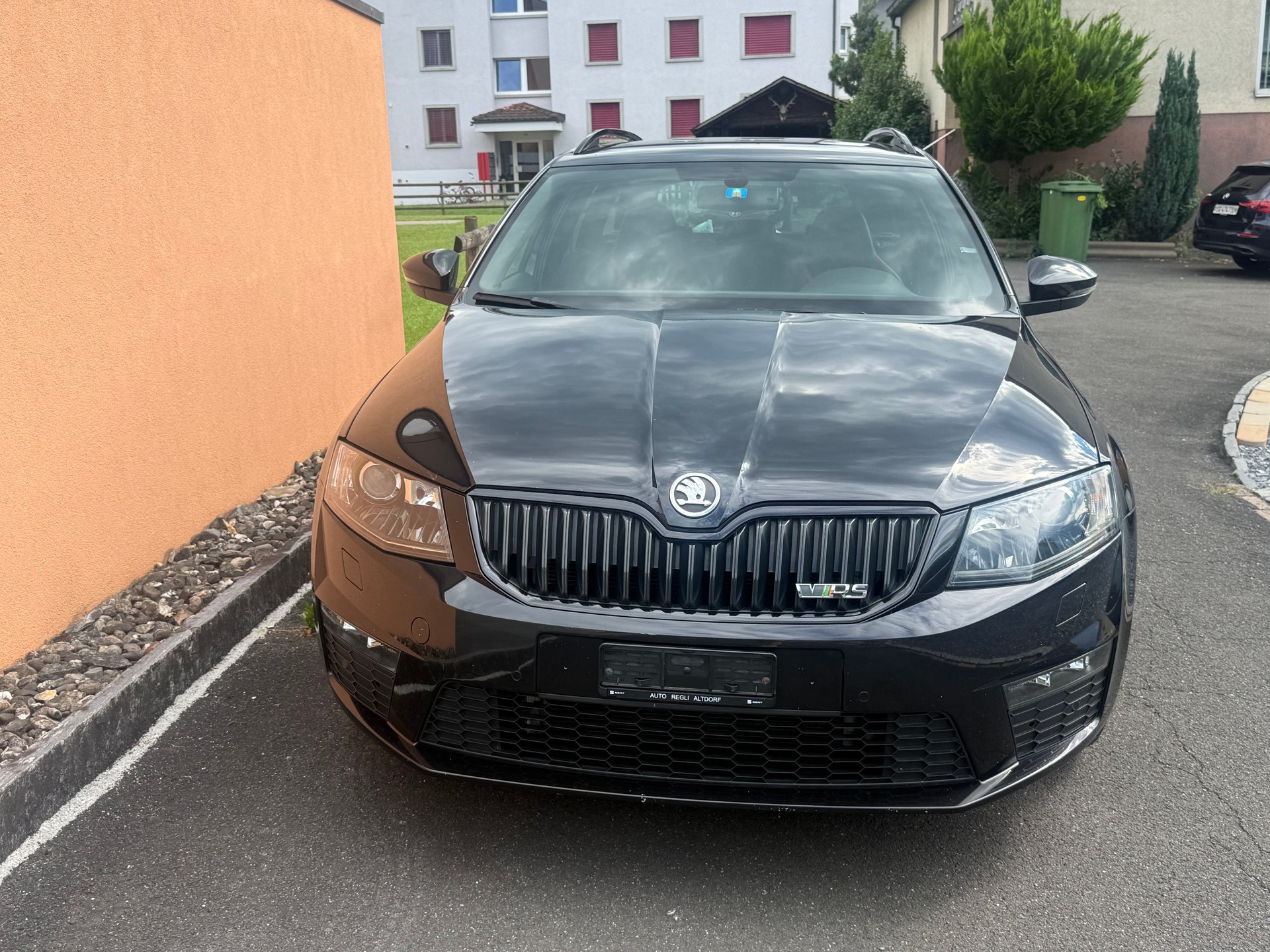 SKODA Octavia Combi 2.0 TSI RS DSG-image-0
