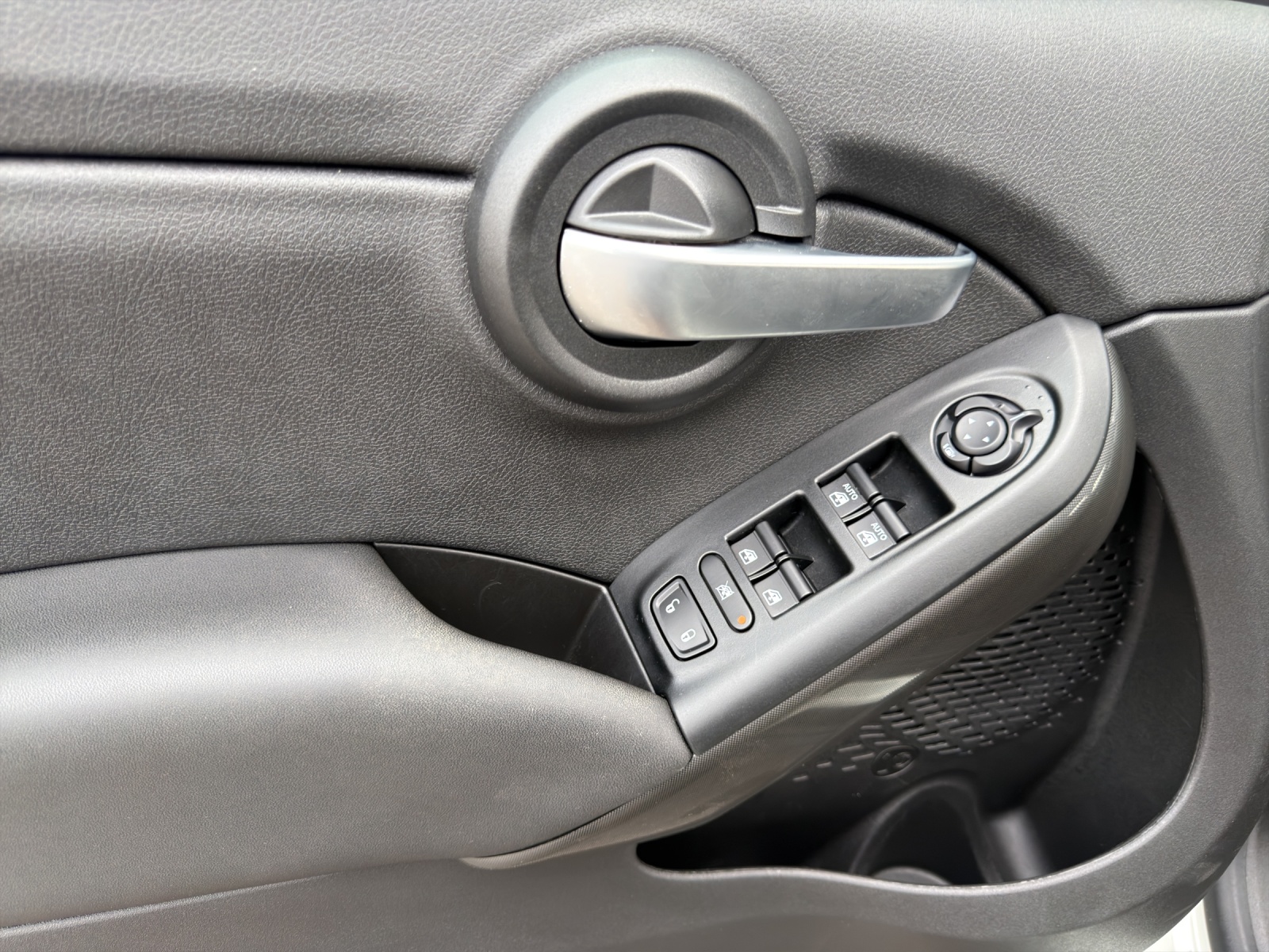 FIAT 500X 1.5 Hybrid Sport DCT-image-11
