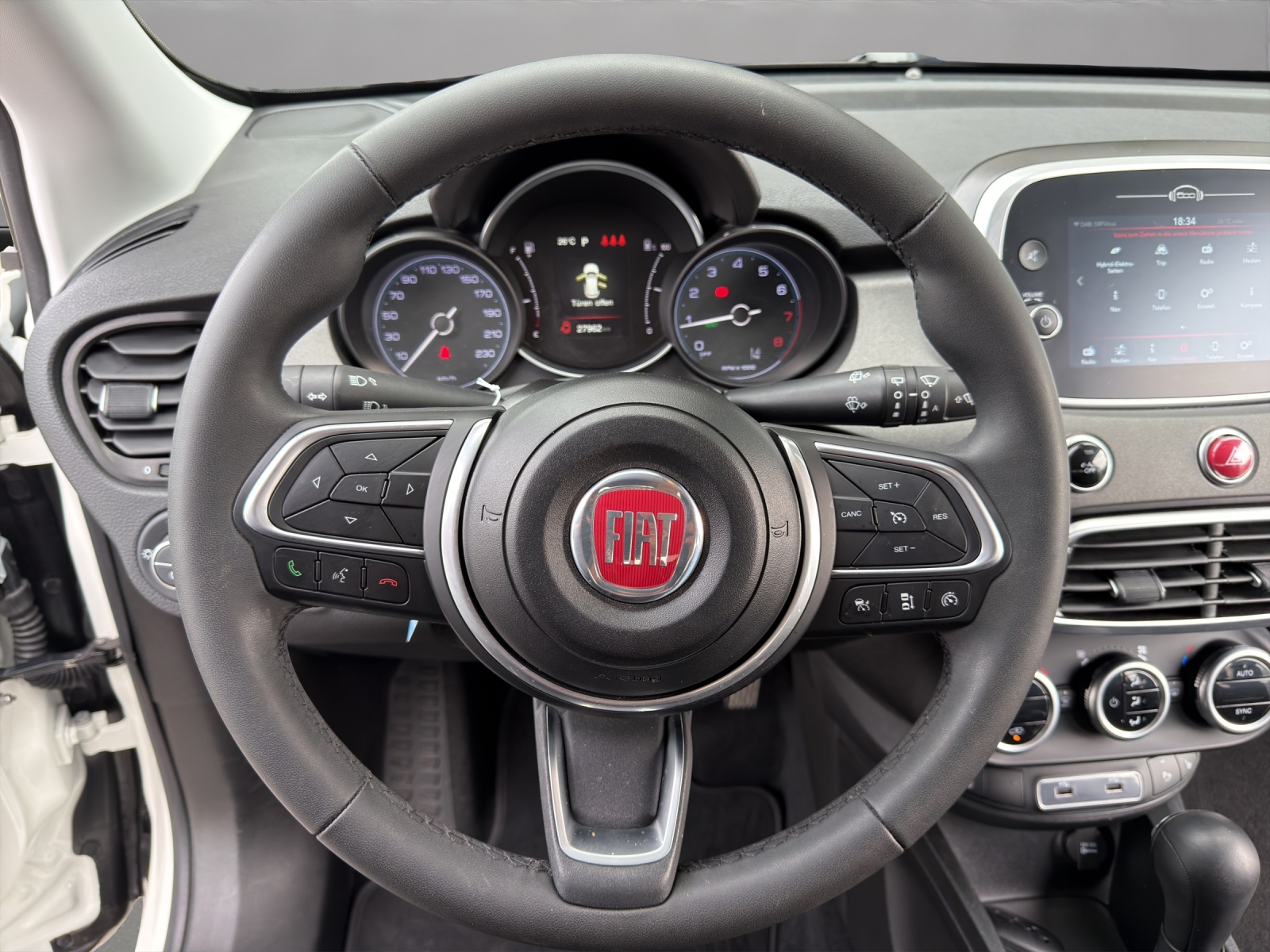 FIAT 500X 1.5 Hybrid Sport DCT-image-9
