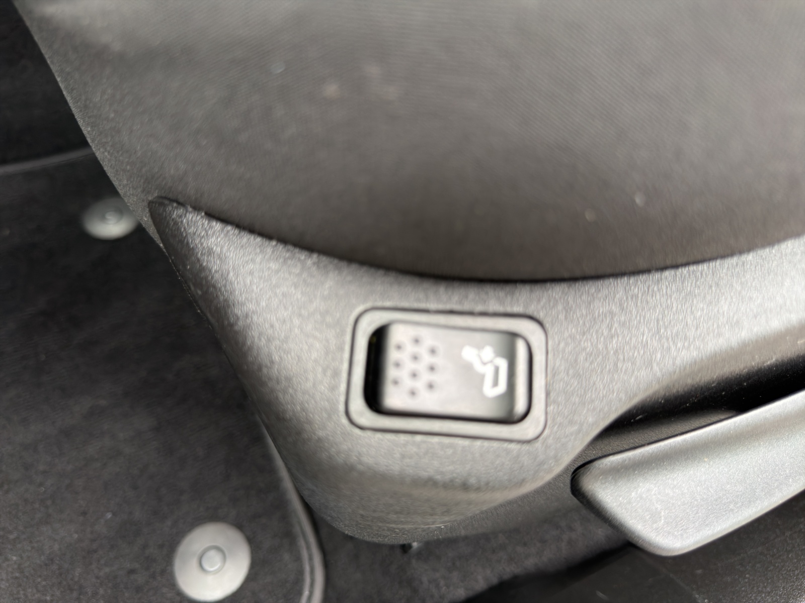 FIAT 500X 1.5 Hybrid Sport DCT-image-25