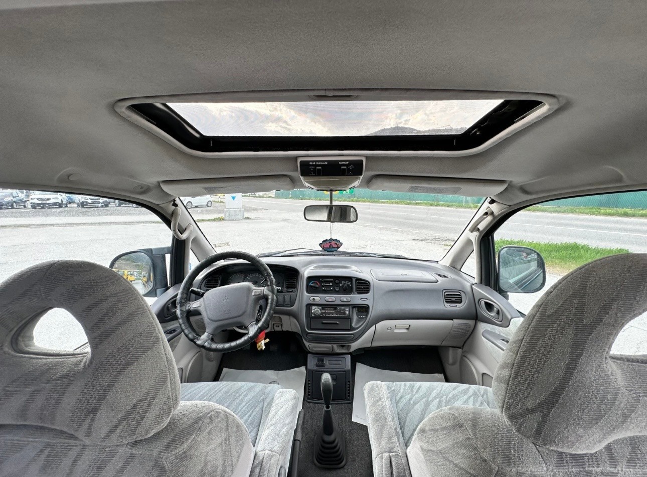 MITSUBISHI Space Gear 2.4 GLS Edit.-image-9