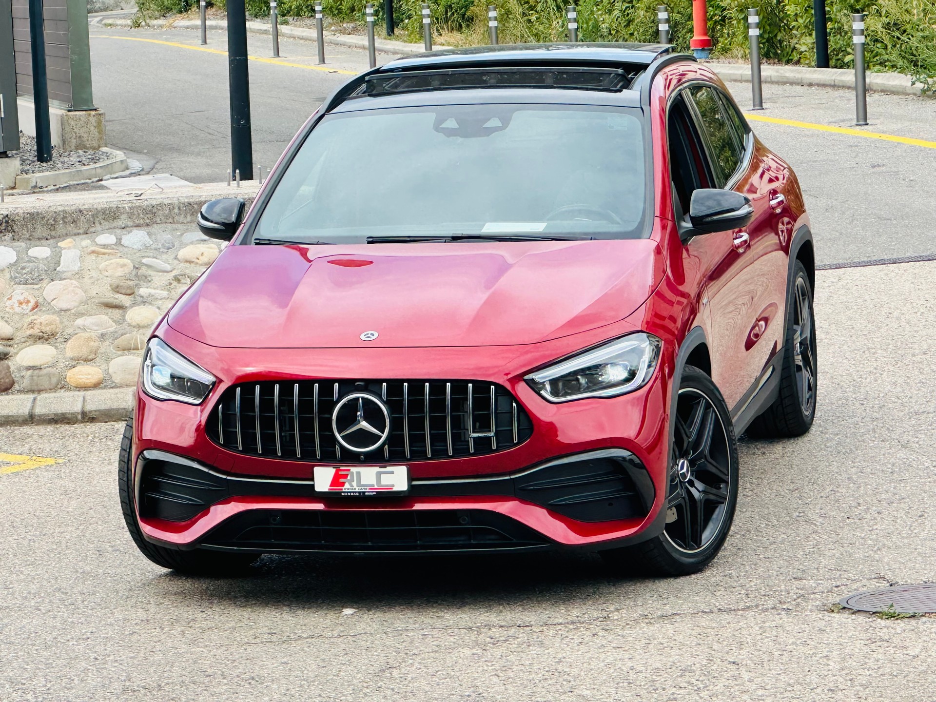 MERCEDES-BENZ GLA 35 AMG 4Matic 8G-Speedshift DCT-image-0