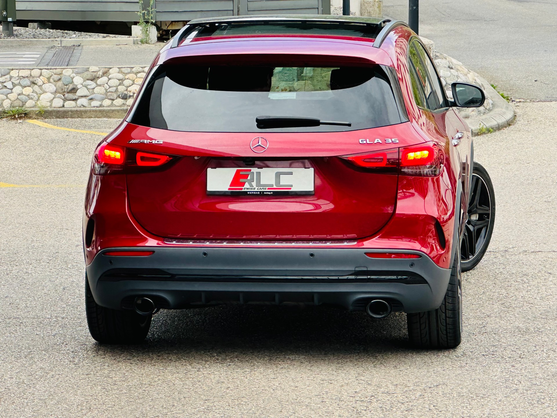 MERCEDES-BENZ GLA 35 AMG 4Matic 8G-Speedshift DCT-image-10