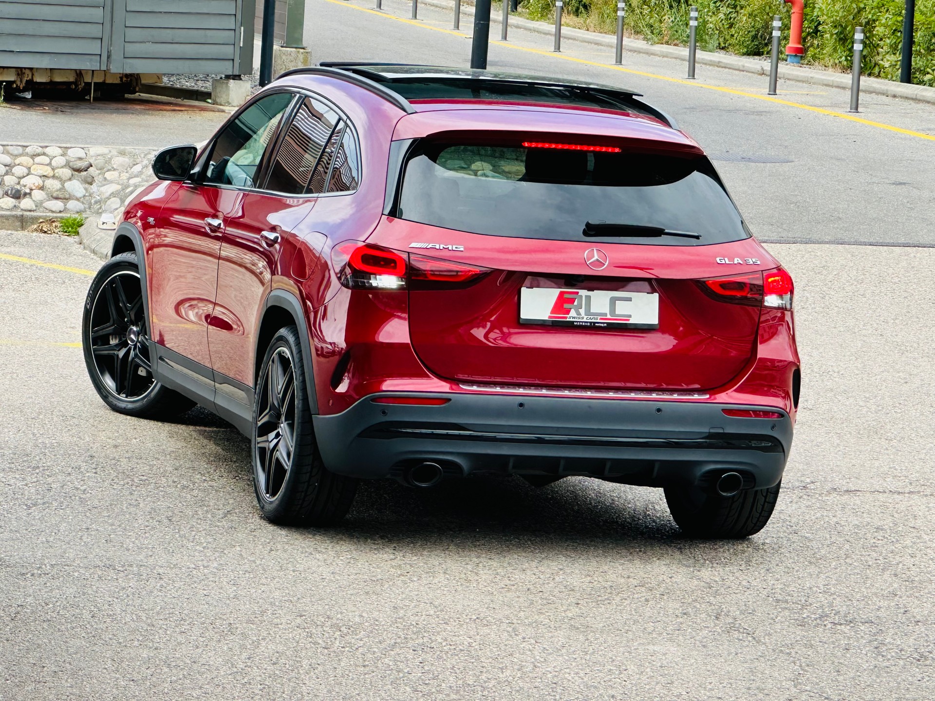 MERCEDES-BENZ GLA 35 AMG 4Matic 8G-Speedshift DCT-image-13
