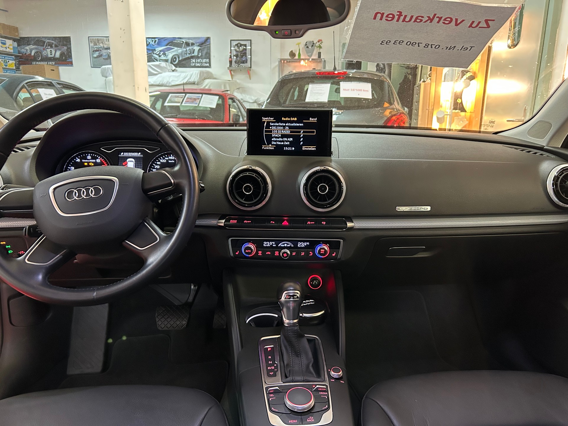 AUDI A3 Sportback 1.8 TFSI Ambiente quattro S-tronic-image-5