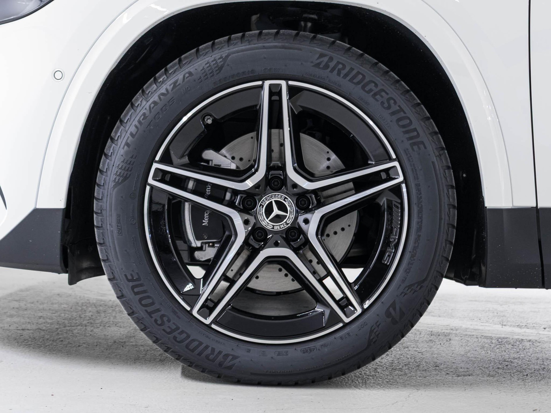 MERCEDES-BENZ GLA 200 Night Star-image-12