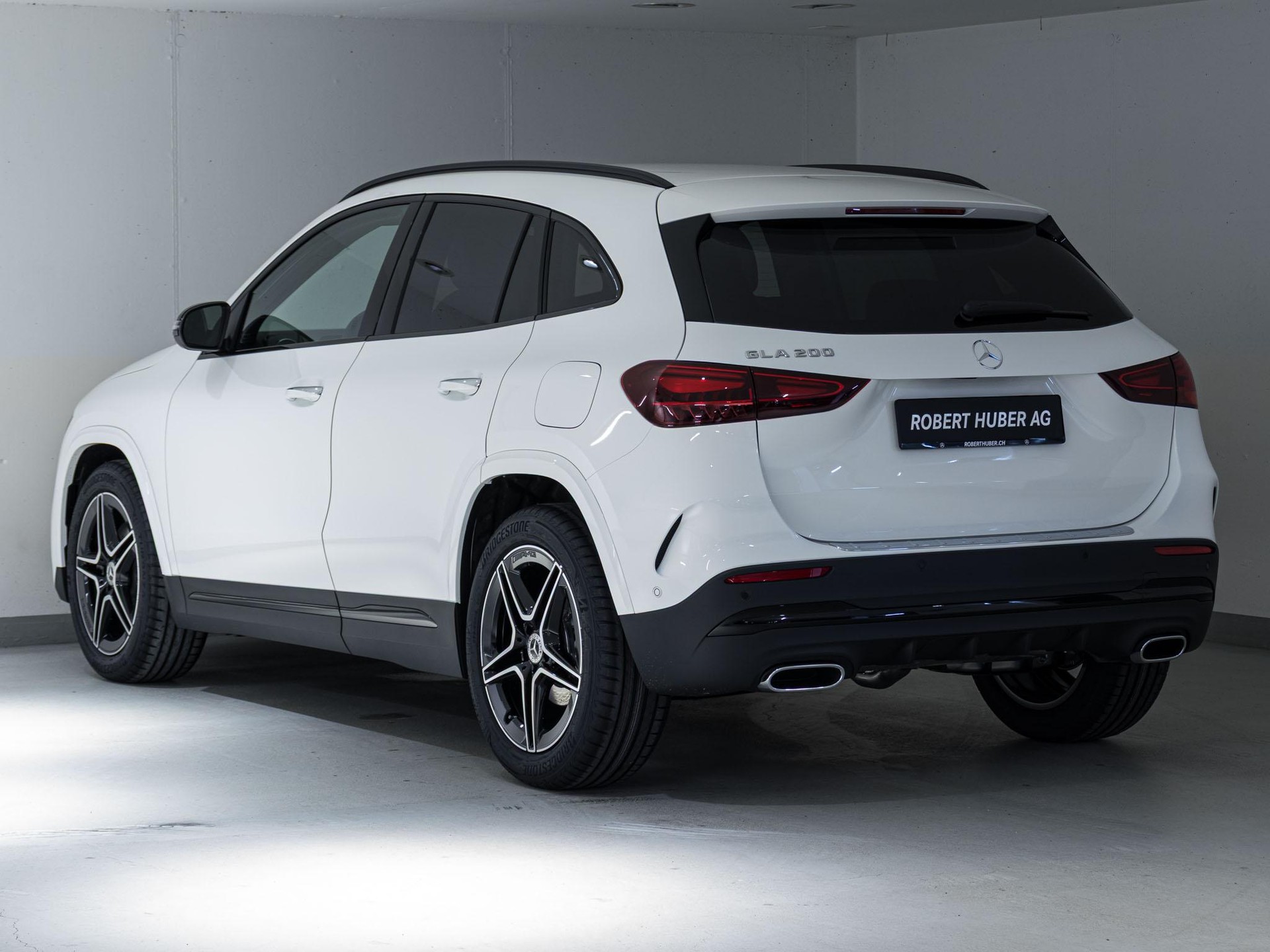 MERCEDES-BENZ GLA 200 Night Star-image-3