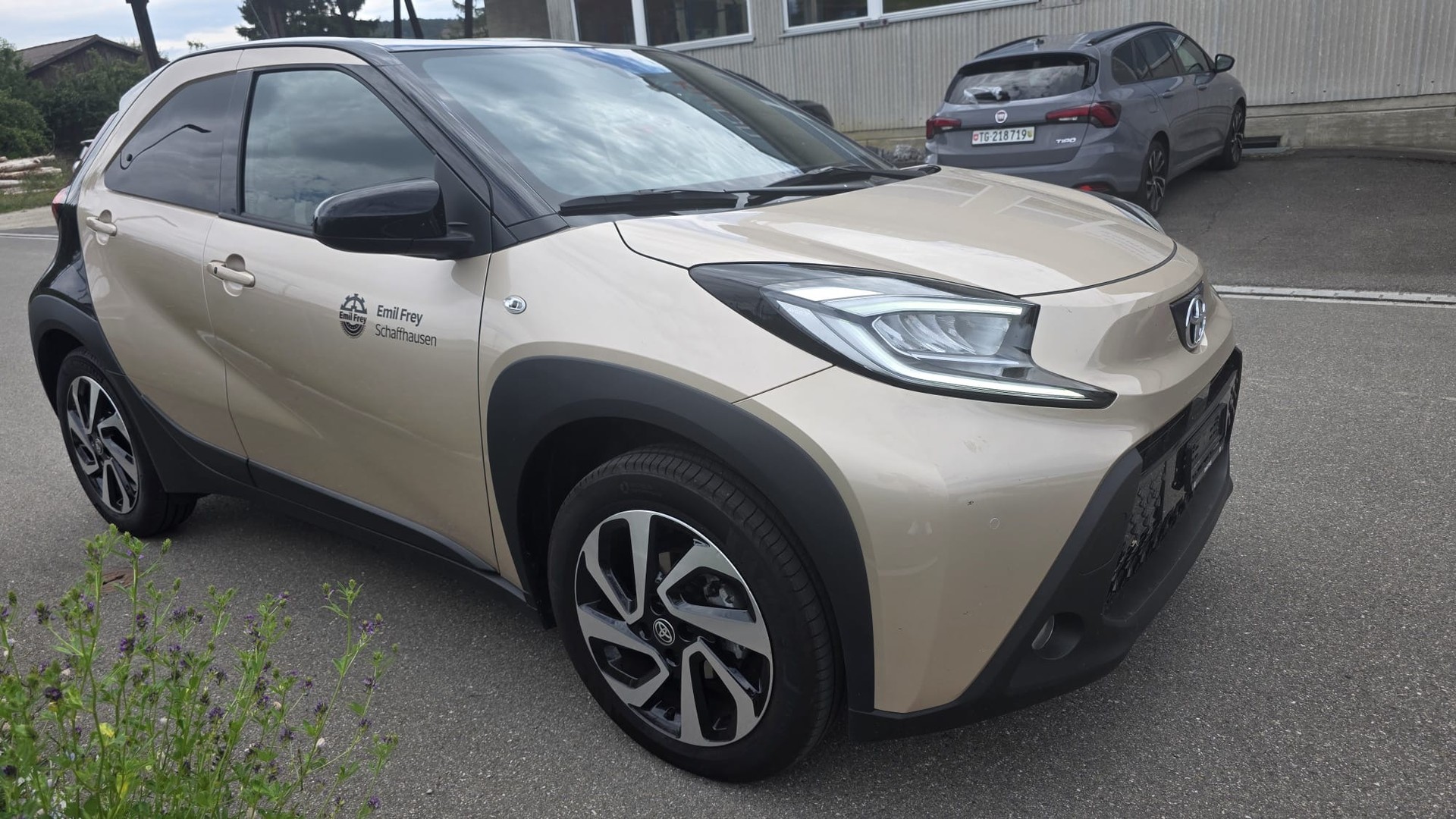 TOYOTA Aygo X 1.0 VVT-i Trend CVT-image-1