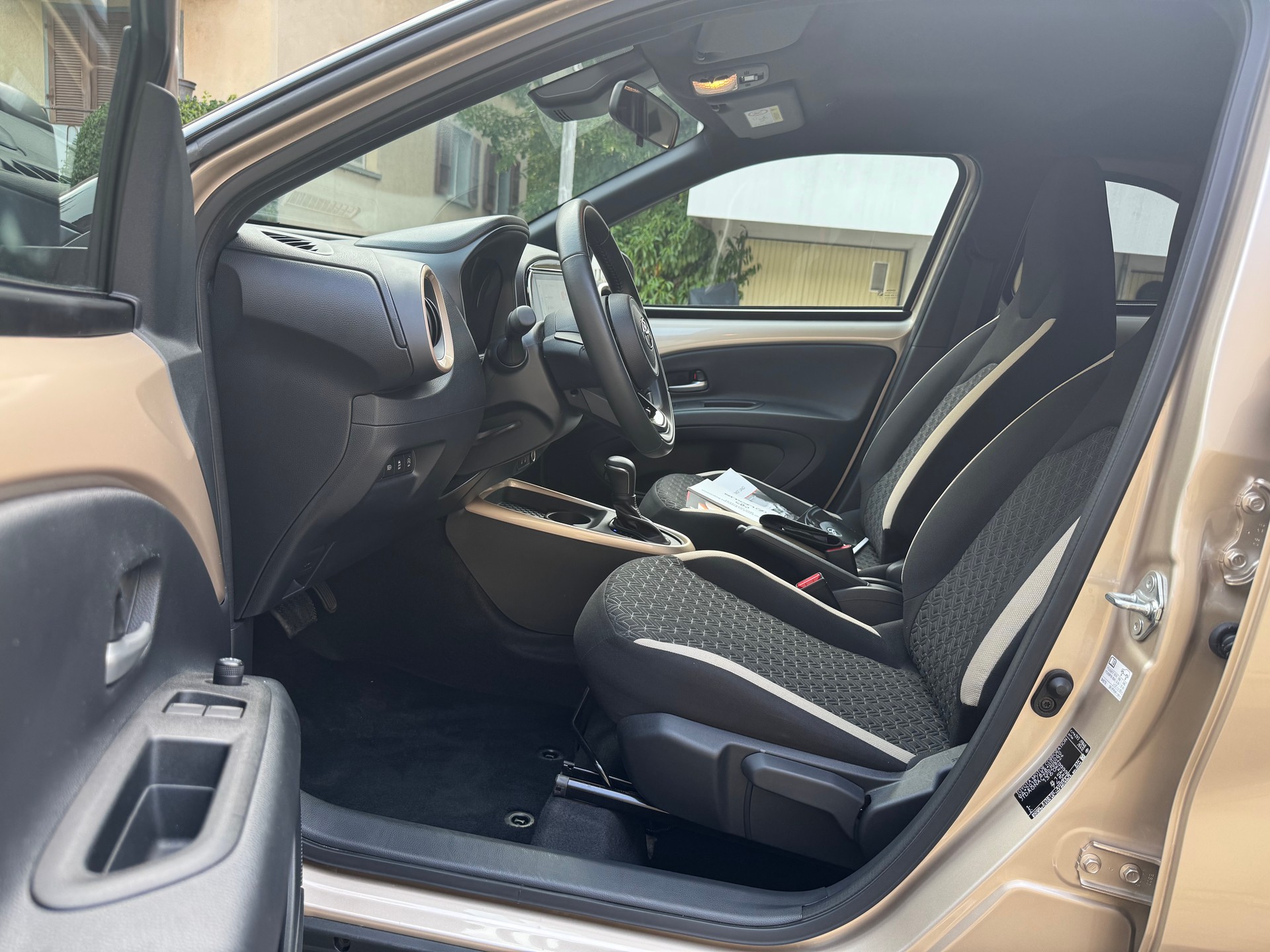 TOYOTA Aygo X 1.0 VVT-i Trend CVT-image-3
