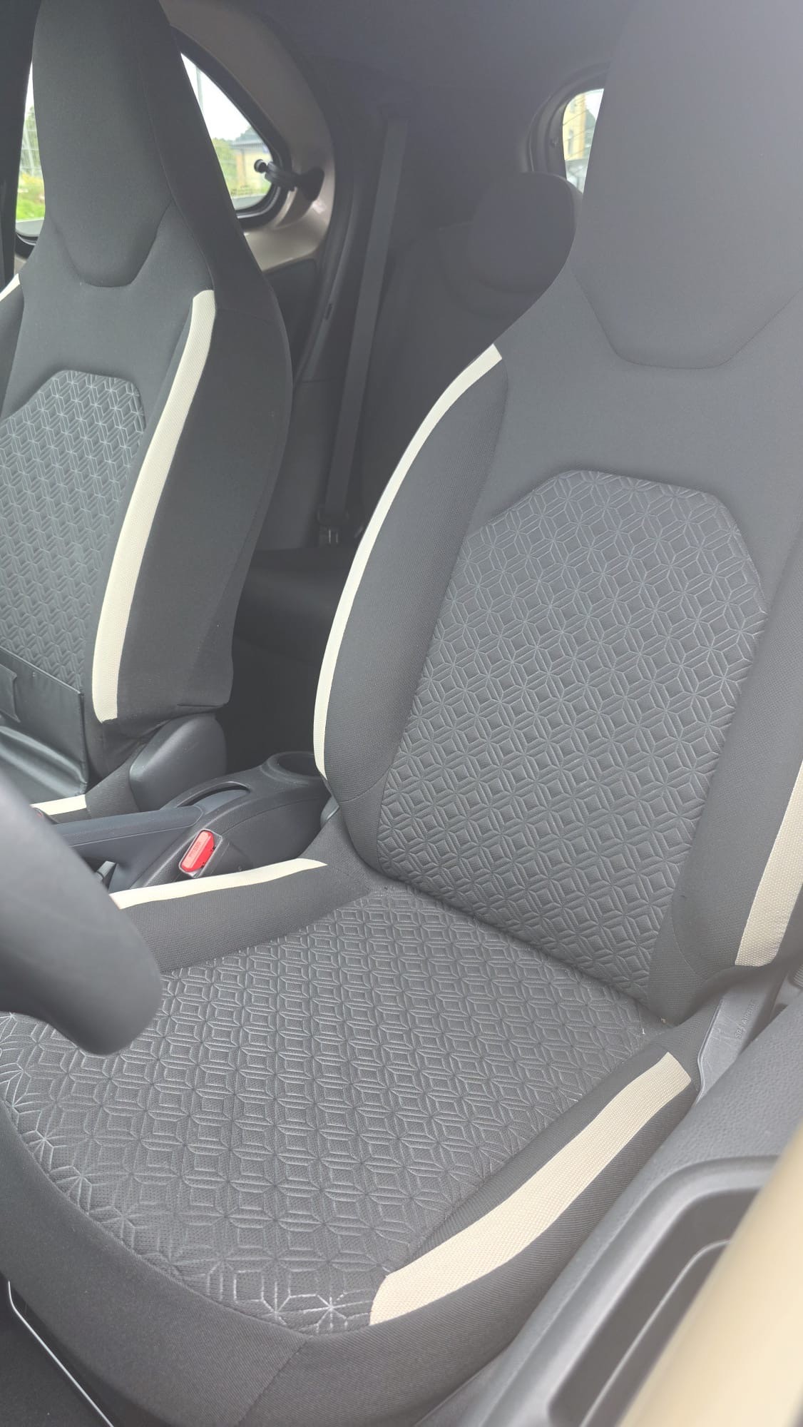 TOYOTA Aygo X 1.0 VVT-i Trend CVT-image-9