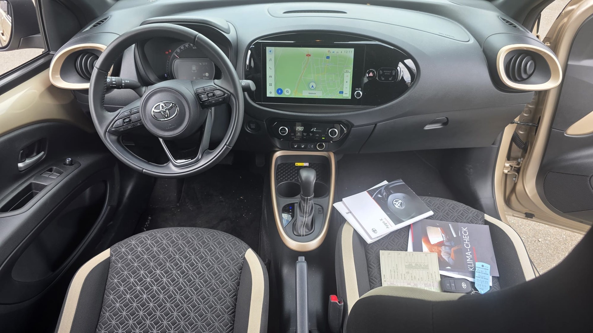 TOYOTA Aygo X 1.0 VVT-i Trend CVT-image-2