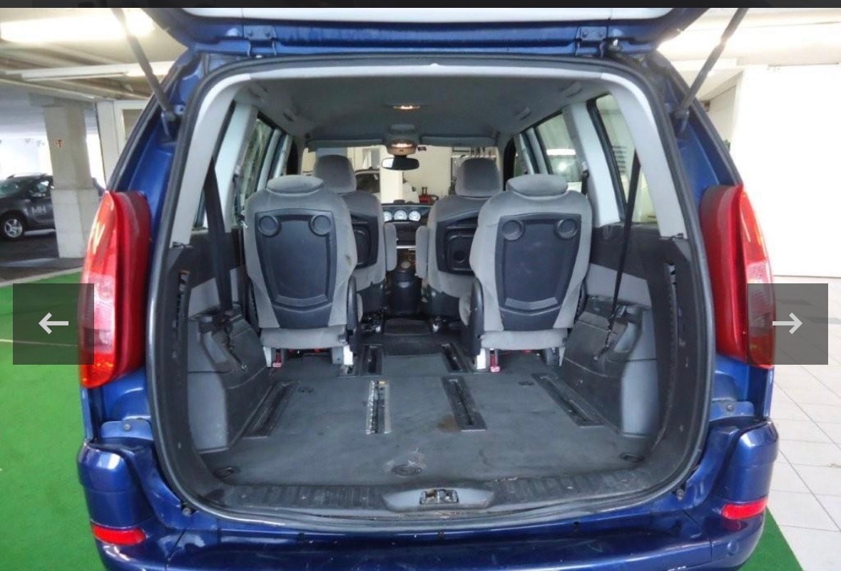 PEUGEOT 807 2.0 16V HDi (ST) Family+-image-3