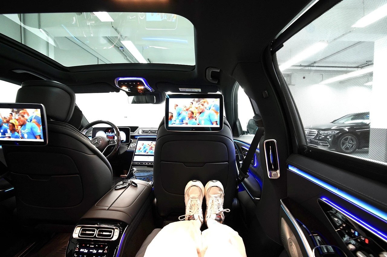 MERCEDES-BENZ S 450 L 4Matic AMG Line 9G-Tronic-image-18