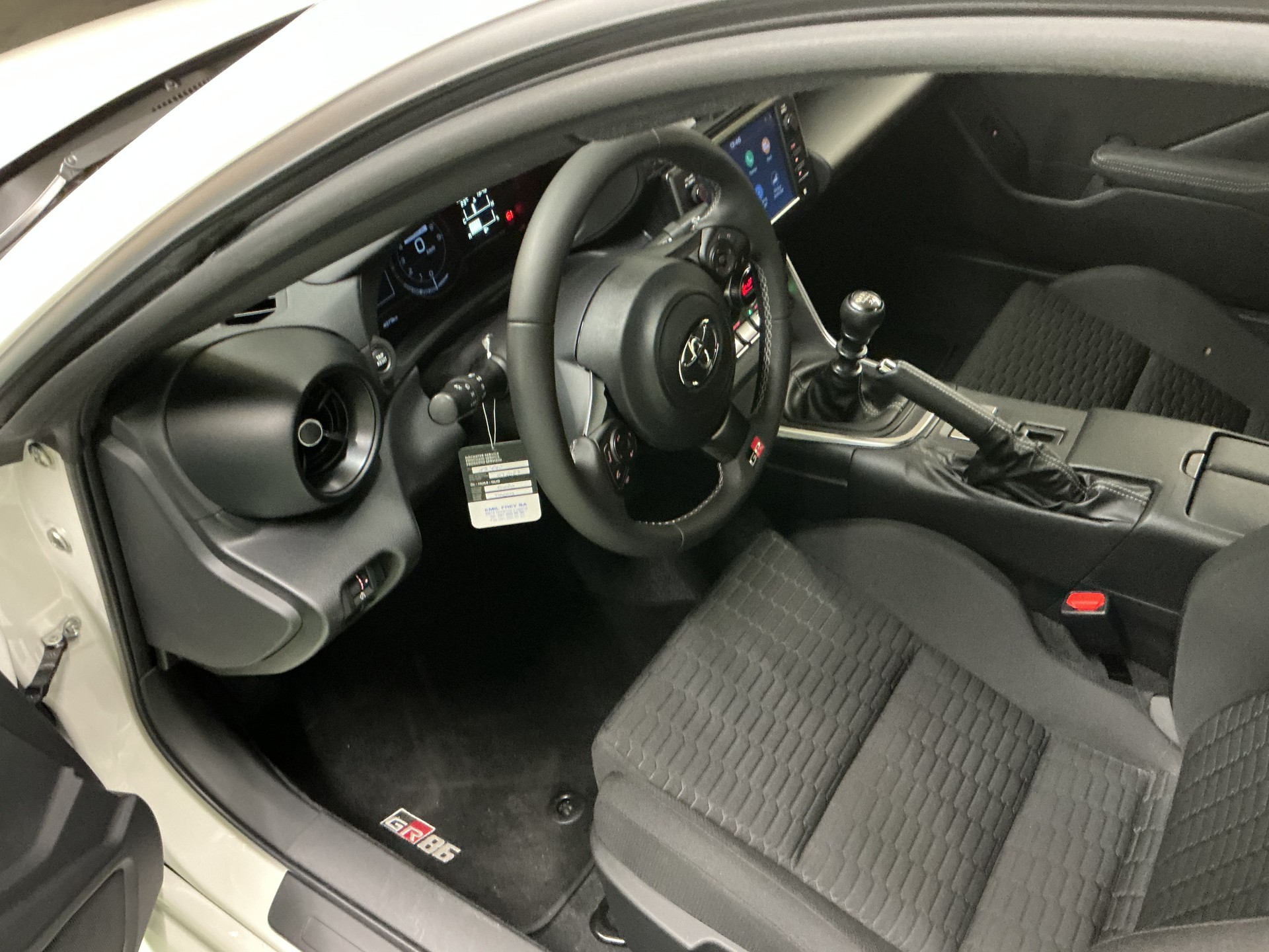 TOYOTA GR 86 2.4 Sport-image-8