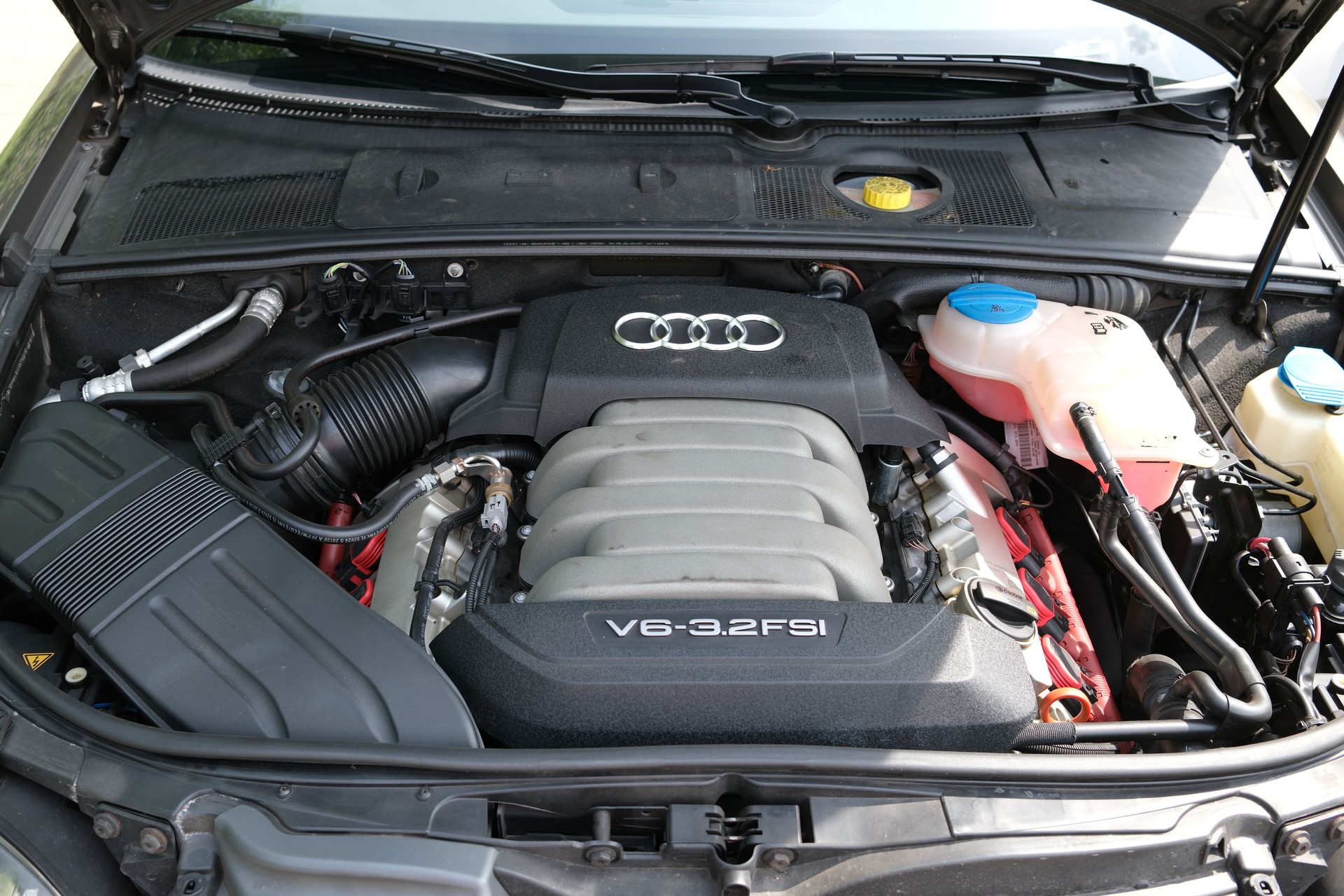 AUDI 3.2 V6-image-9