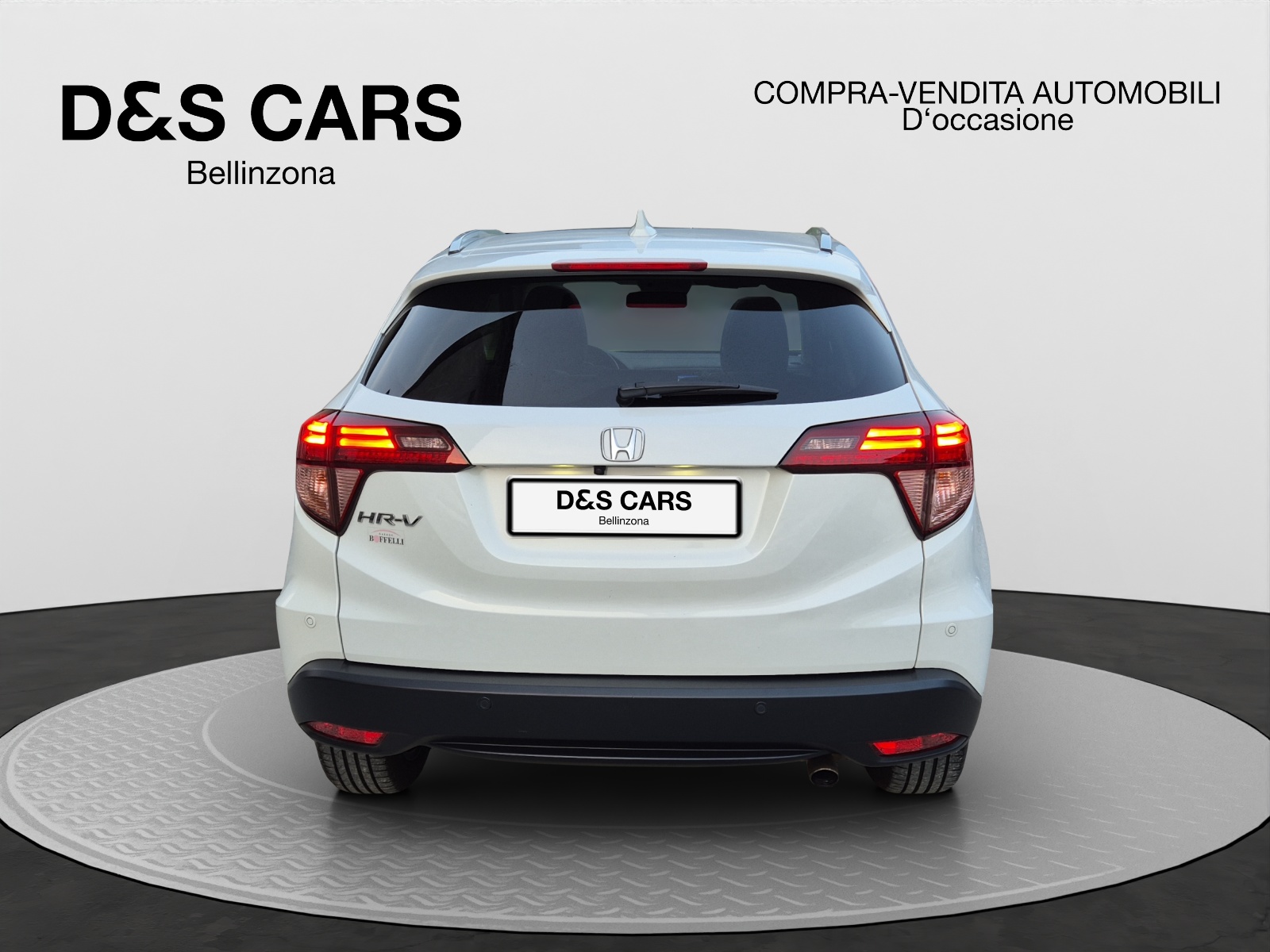 HONDA HR-V 1.5i-VTEC Executive-image-3