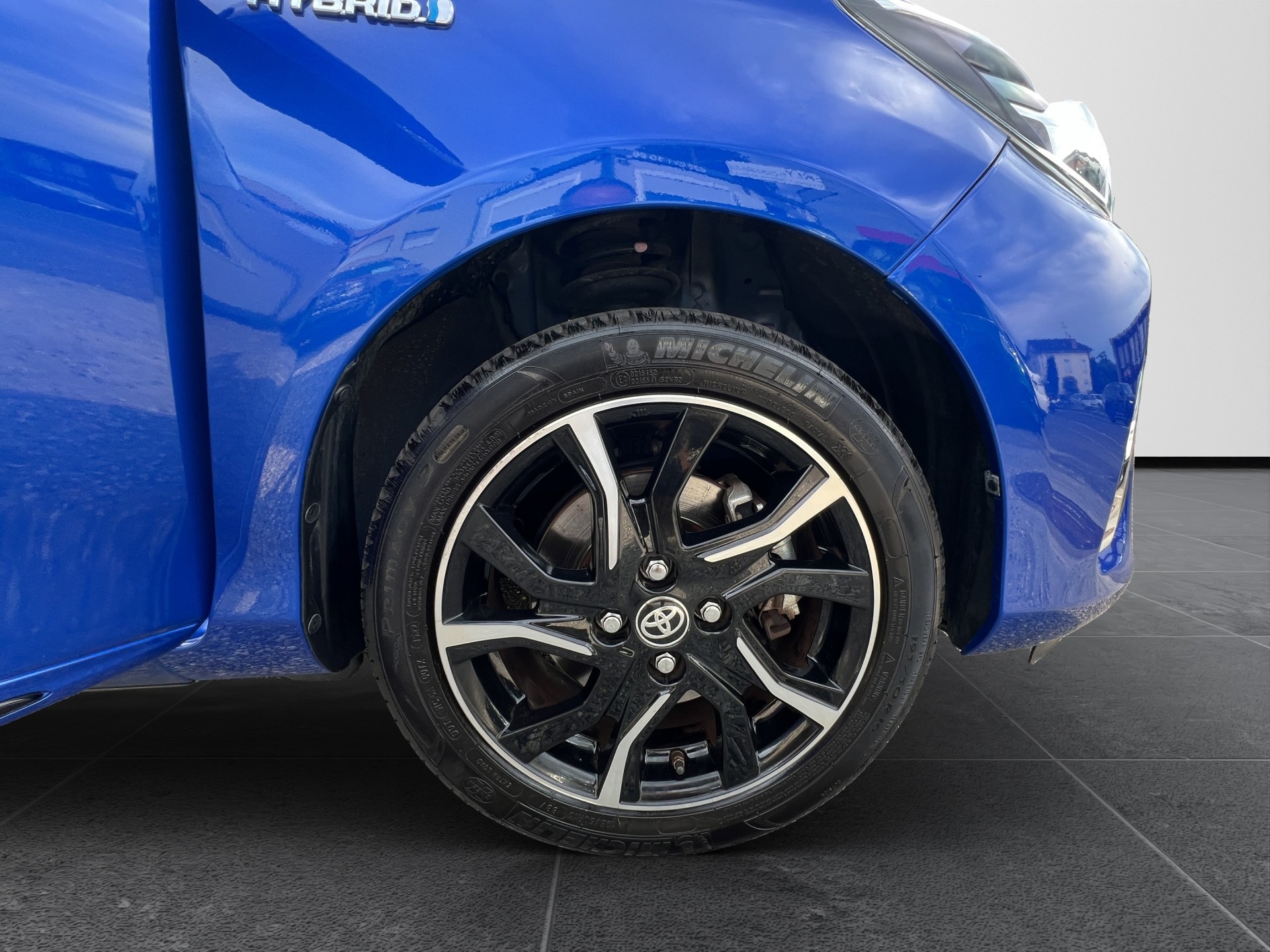 TOYOTA Yaris 1.5 VVT-i HSD Trend-image-16