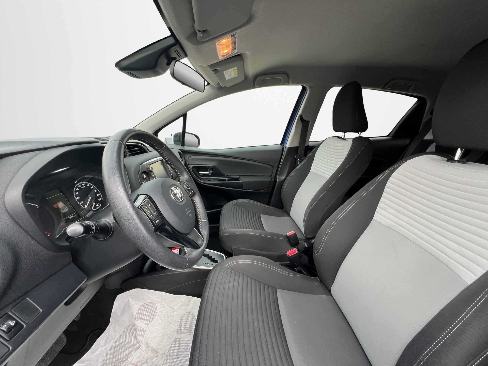 TOYOTA Yaris 1.5 VVT-i HSD Trend-image-8