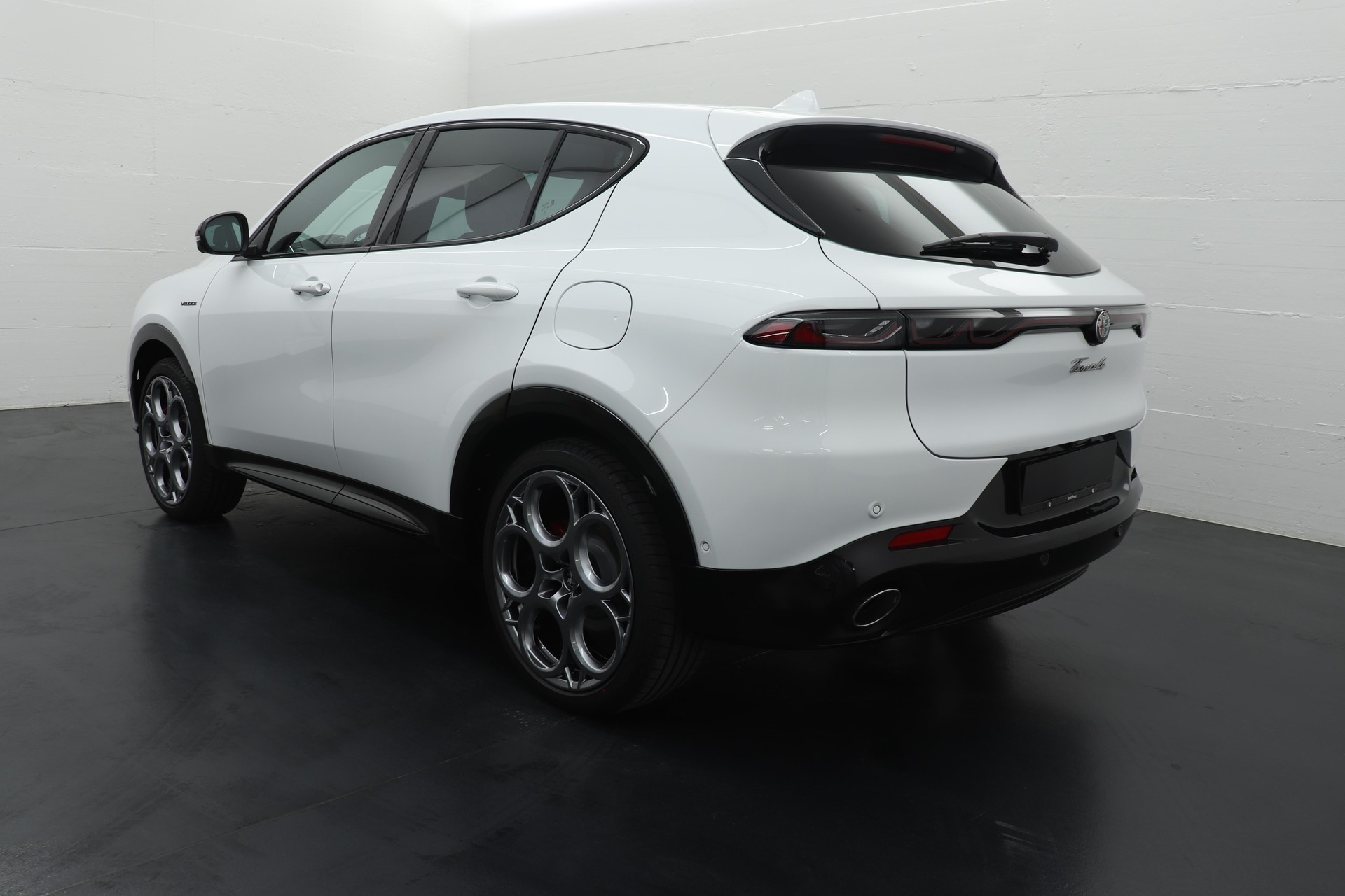 ALFA ROMEO Tonale 1.3 Plug-in Hybrid Veloce Q4 Premium Sky-image-6