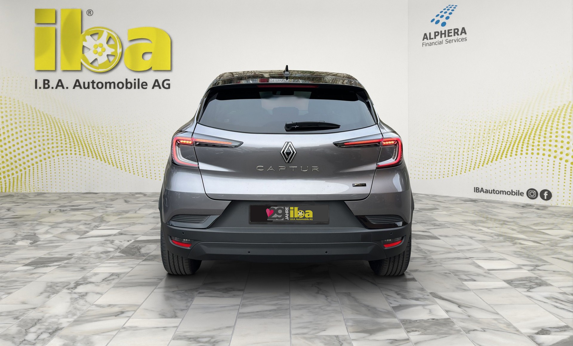 RENAULT Captur 1.8 E-Tech 160 Techno Aut.-showroom-element-3