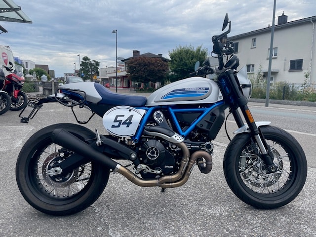 DUCATI Scrambler 800 Cafe Racer-image-1