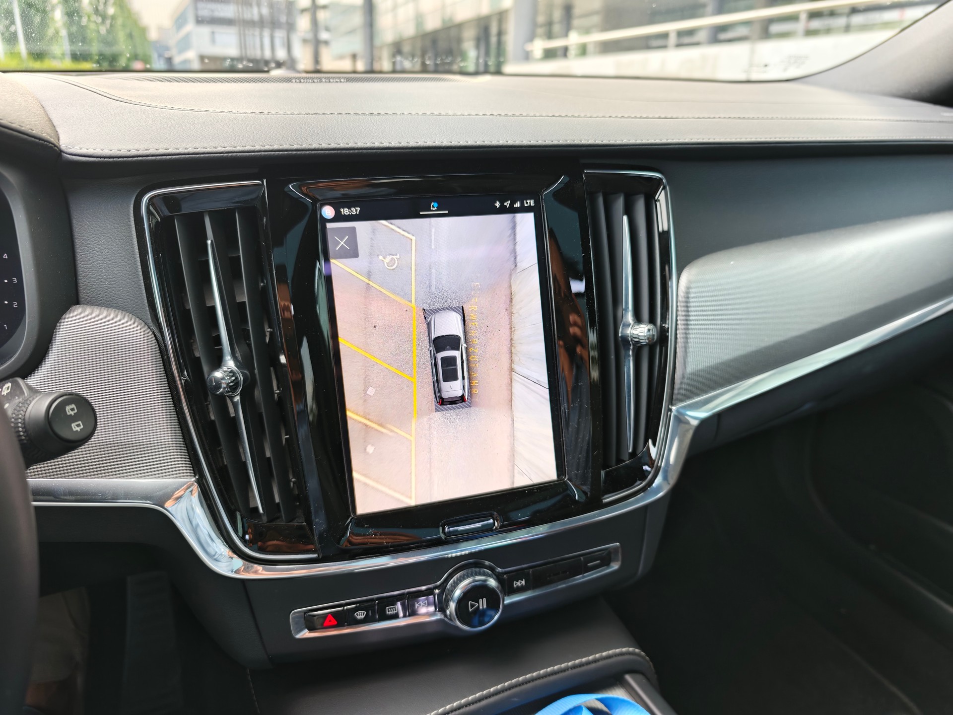 VOLVO 2.0 B4 Ultimate Bright-image-7