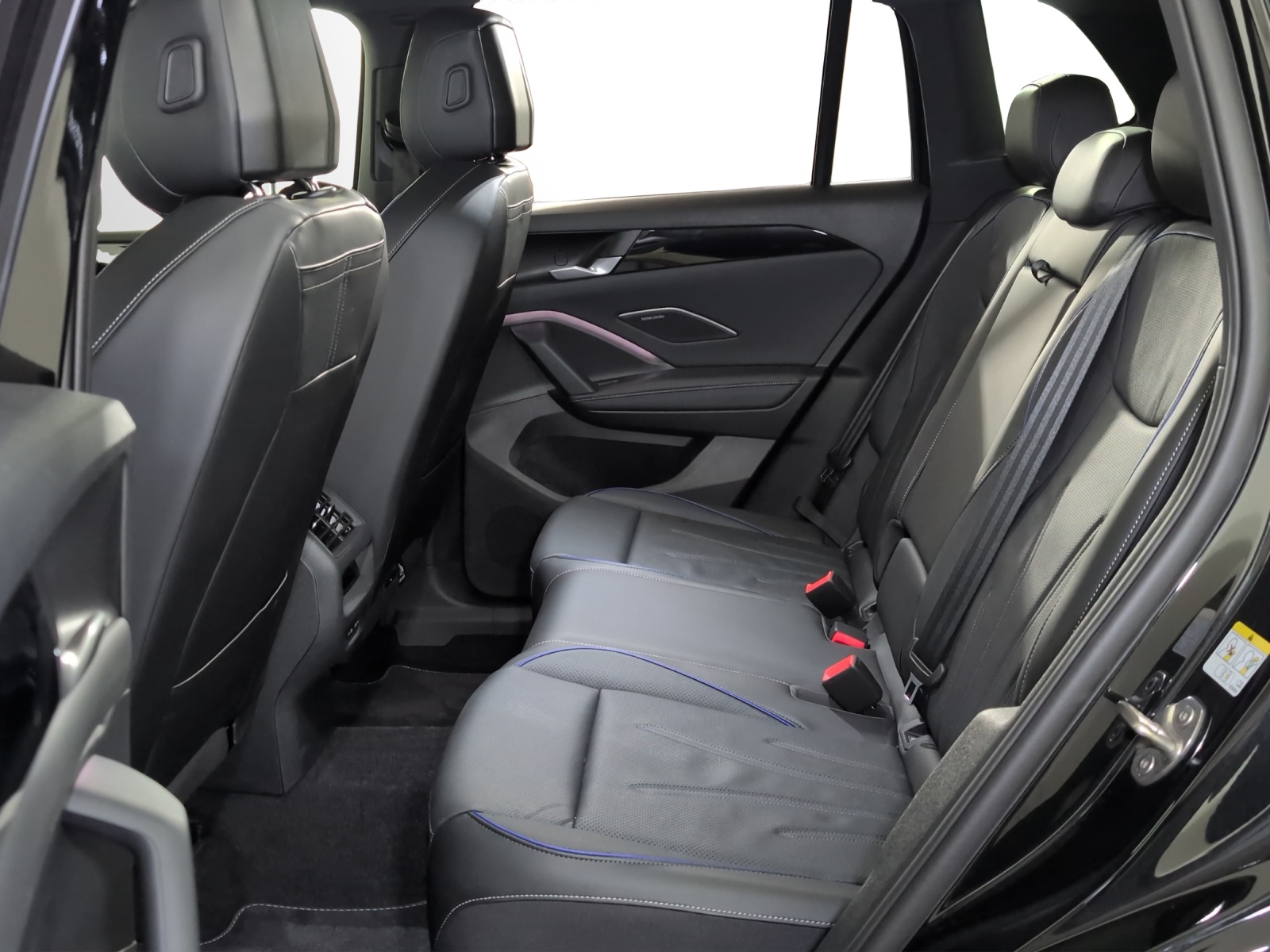 VW Tiguan 2.0 TSI DSG R-Line 4Motion-image-7