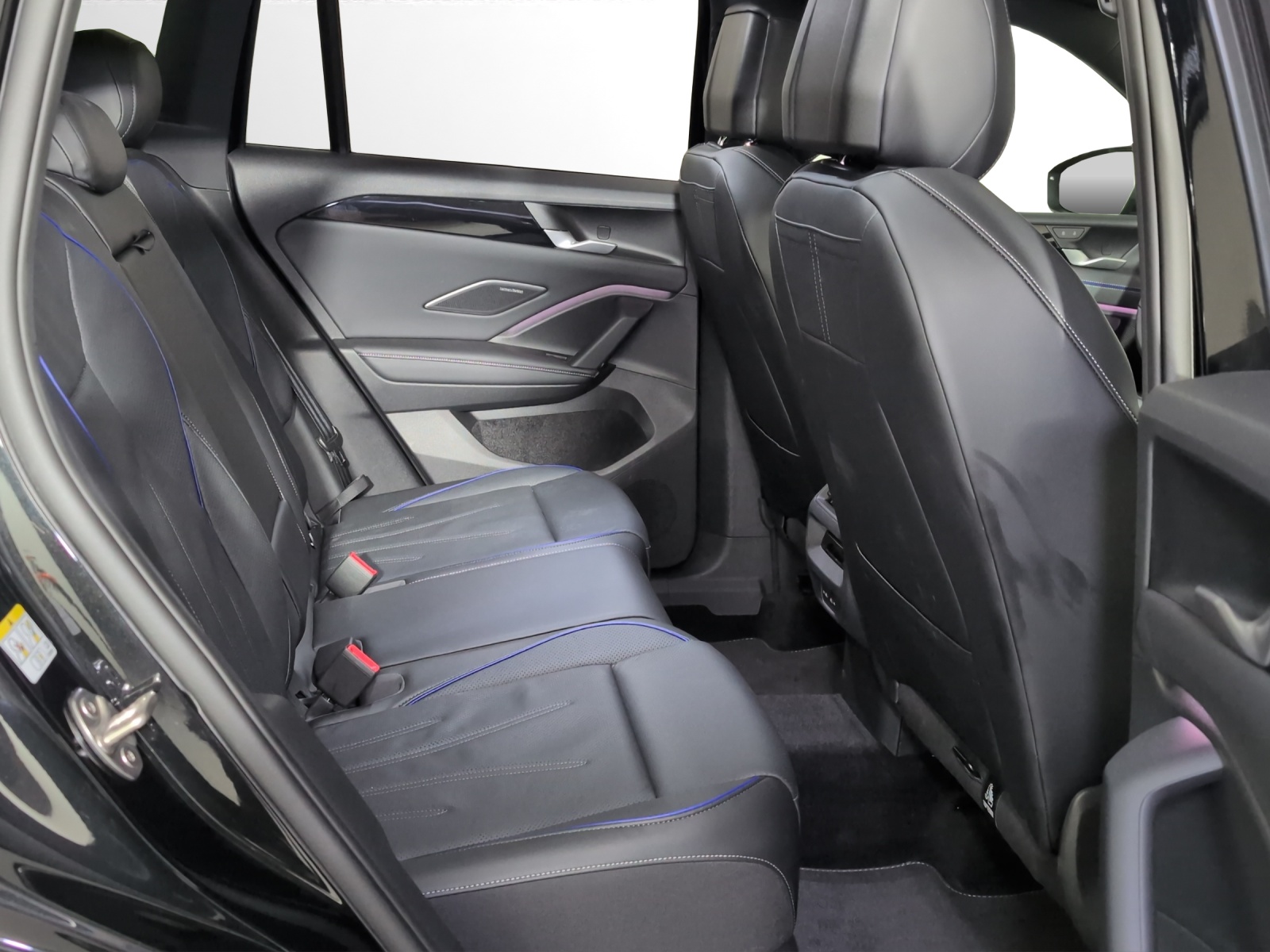 VW Tiguan 2.0 TSI DSG R-Line 4Motion-image-8