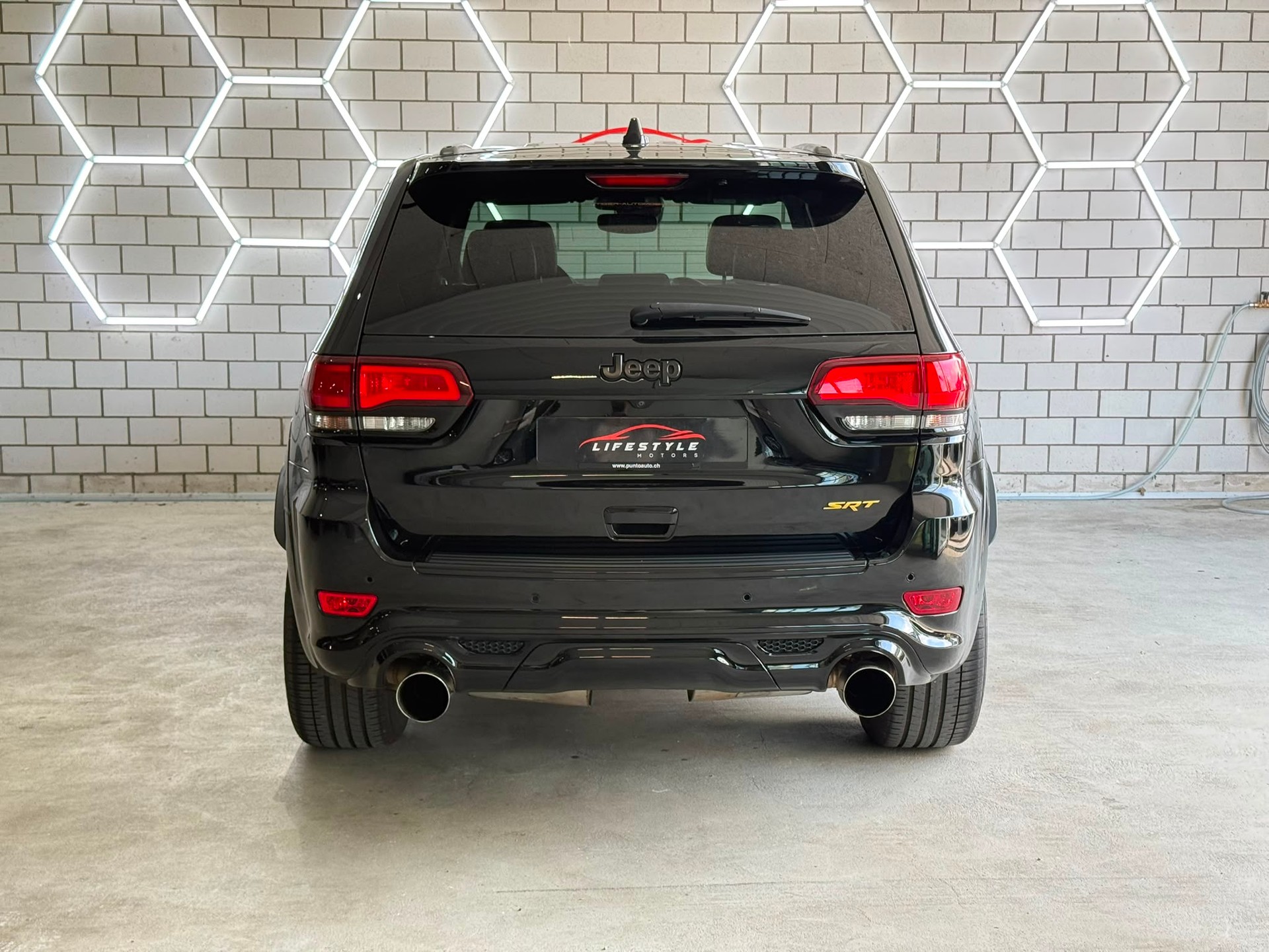 JEEP Grand Cherokee 6.4 V8 HEMI SRT8 Automatic-image-3