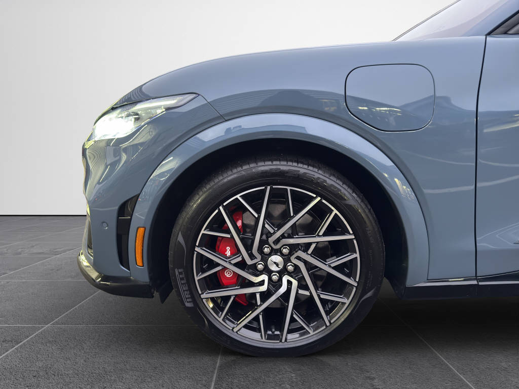 FORD Mustang Mach-E Extended GT AWD-image-18