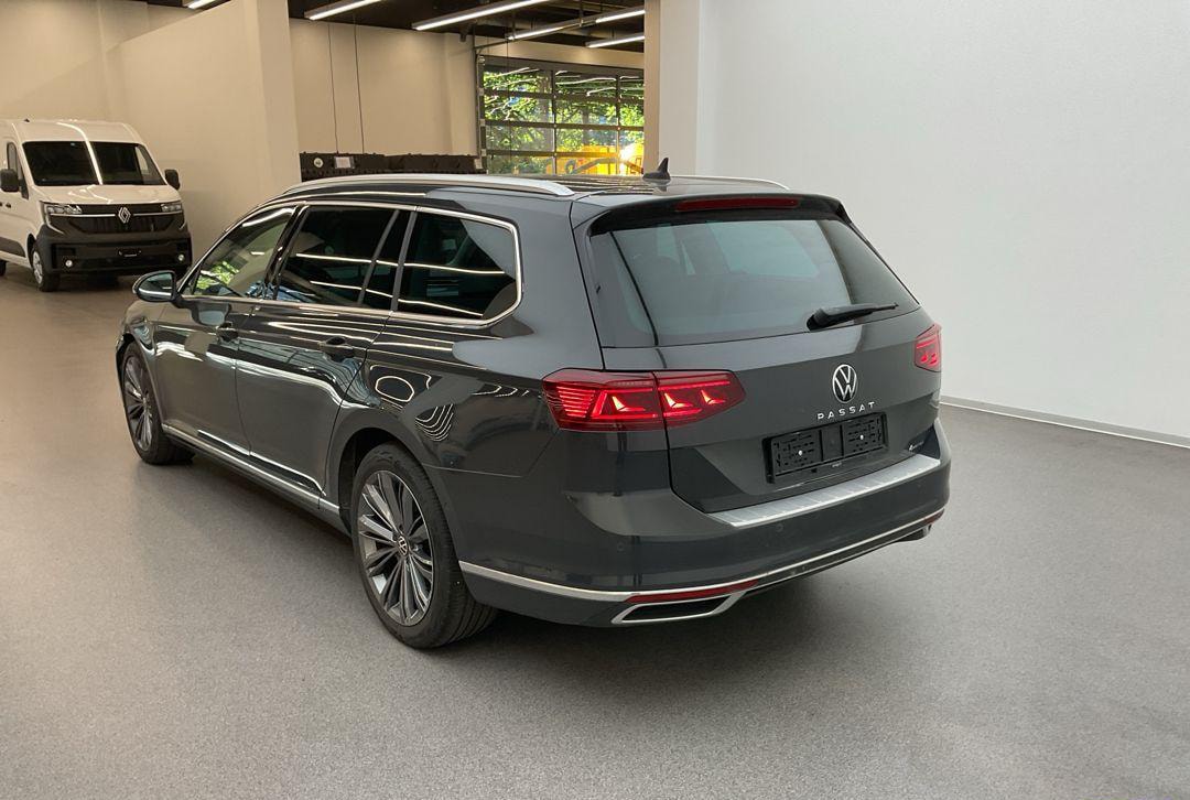 VW Passat 2.0 TDI BMT Elegance 4Motion DSG-image-2
