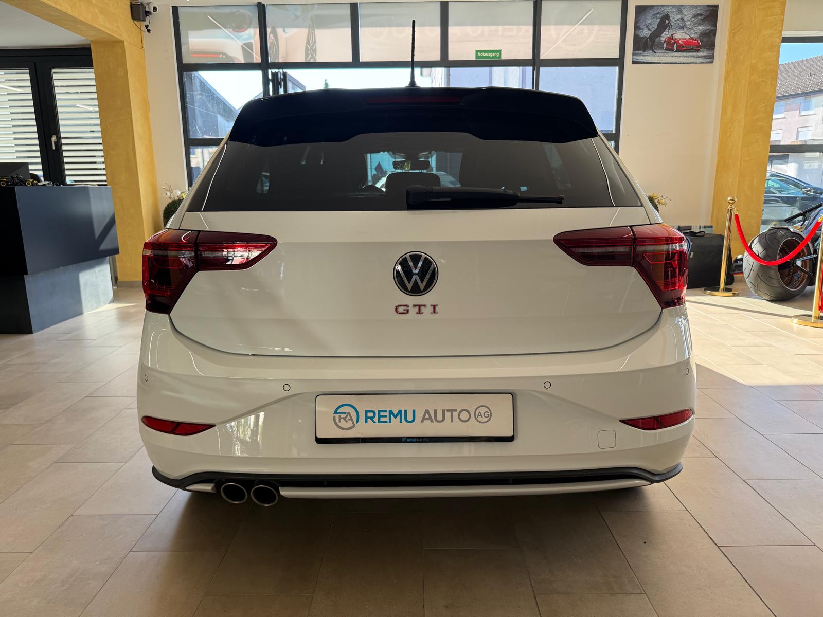 VW Polo 2.0 TSI GTI DSG-image-4