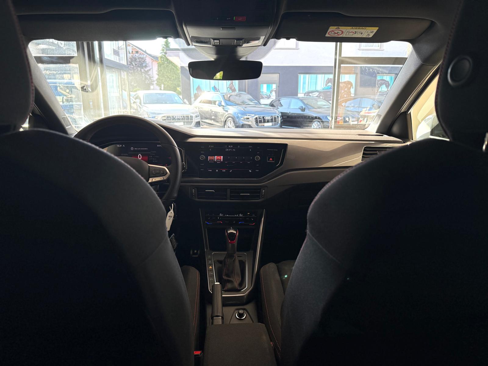 VW Polo 2.0 TSI GTI DSG-image-19