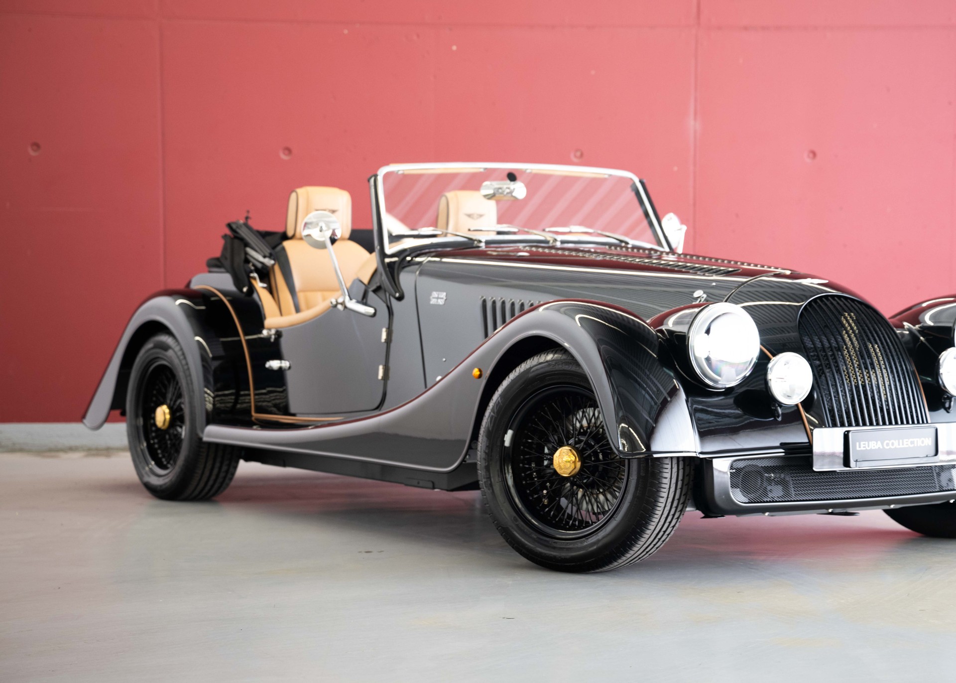 MORGAN Plus Four 2.0 Bespoke (MY 26, Swiss new car, 1 of 1 configuration, Rolls-Royce Diamond Black metallic, 30-month warranty)-image-8
