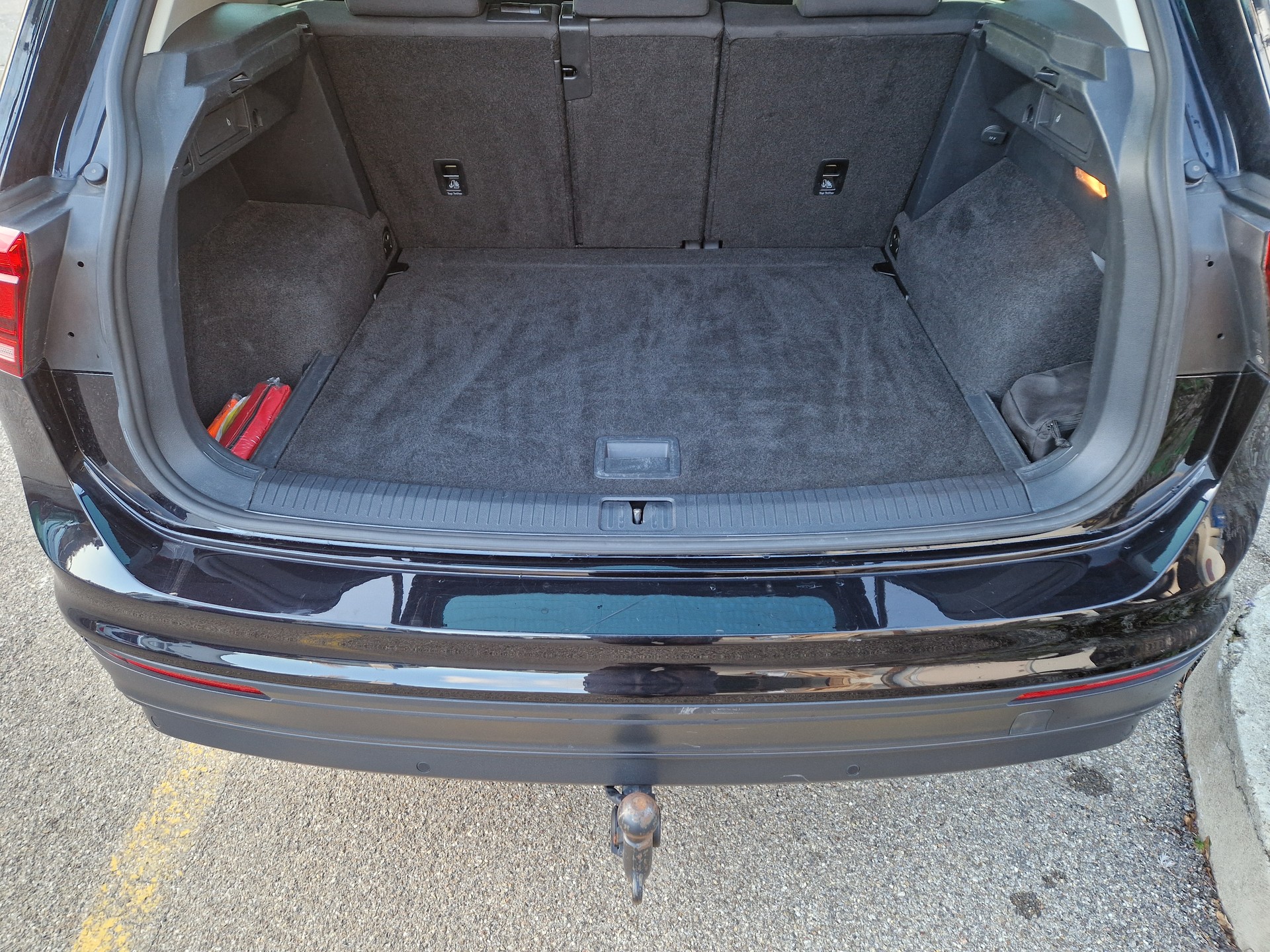 VW Tiguan 2.0 TDI SCR Comfortline 4Motion DSG-image-4