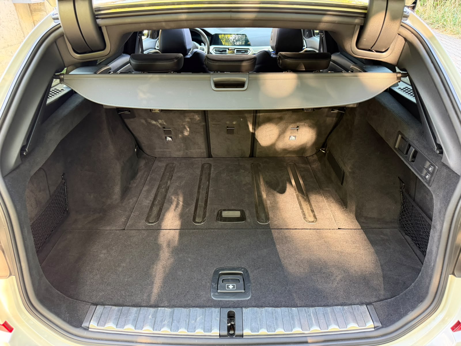 BMW M340i xDriveTouring Steptronic M Sport Dähler ESD-image-12