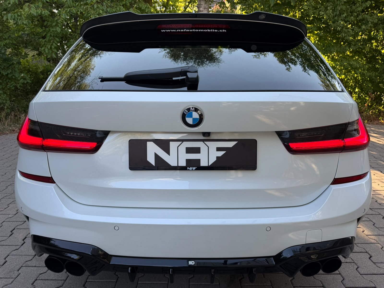 BMW M340i xDriveTouring Steptronic M Sport Dähler ESD-showroom-element-3
