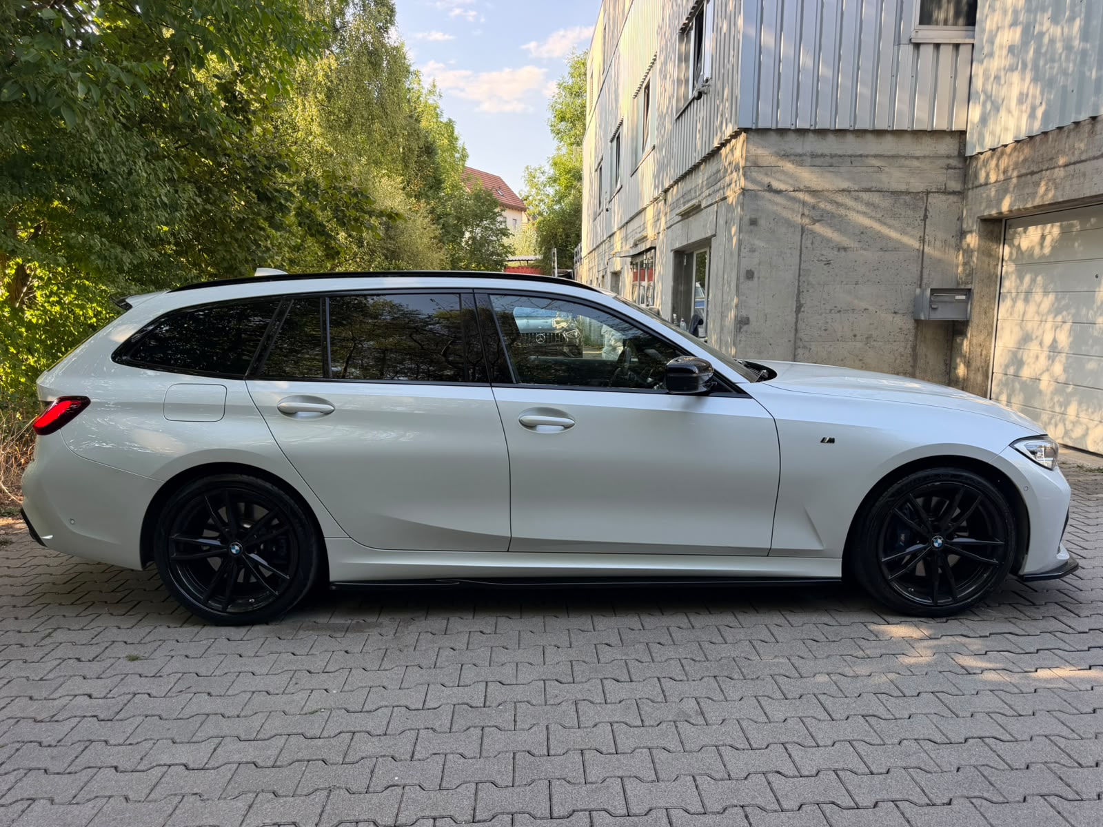 BMW M340i xDriveTouring Steptronic M Sport Dähler ESD-image-7
