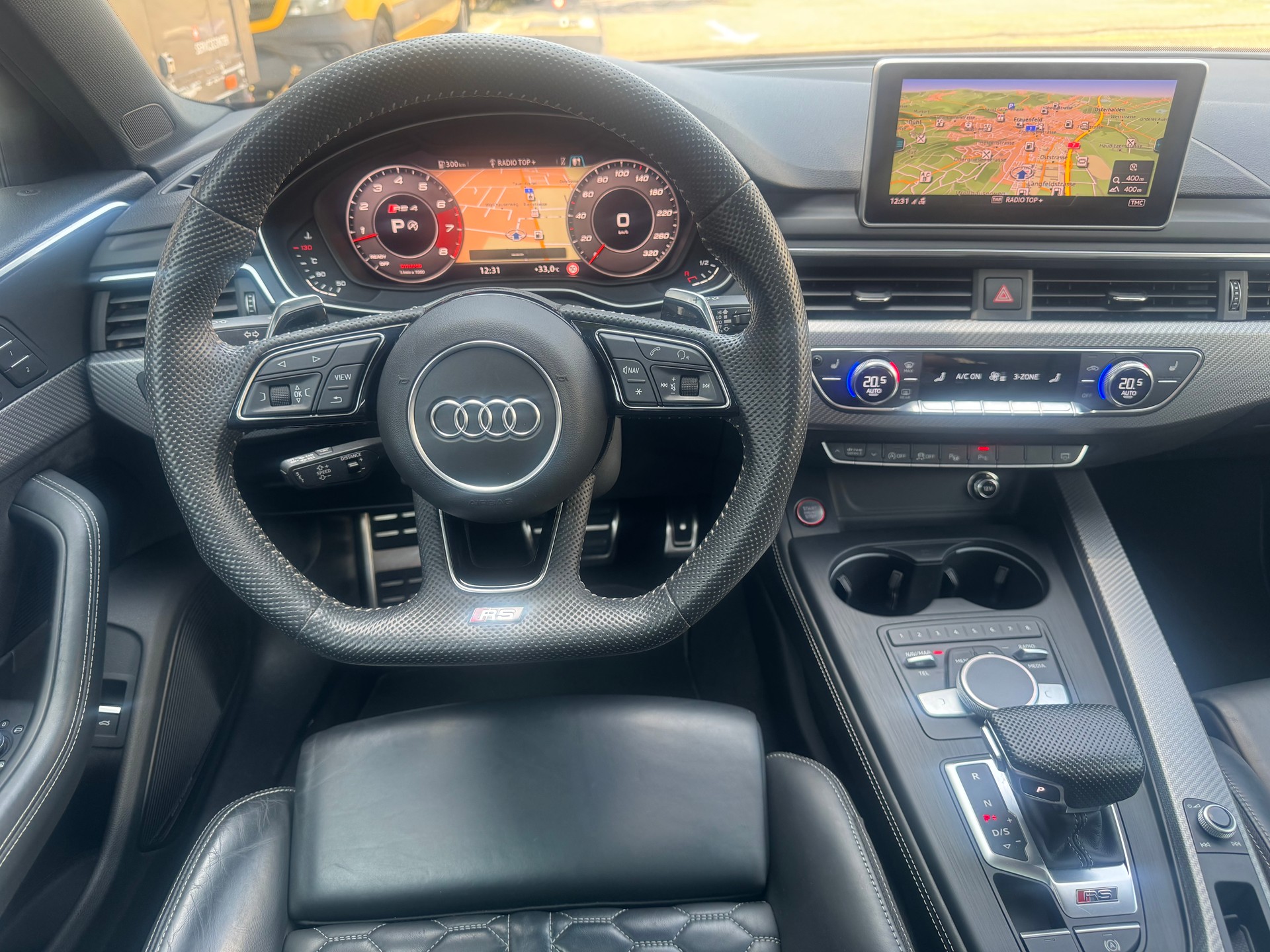 AUDI RS4 Avant 2.9 TFSI quattro tiptronic*Panoramadach*Pack Dynamik*Head Up Display*-image-10