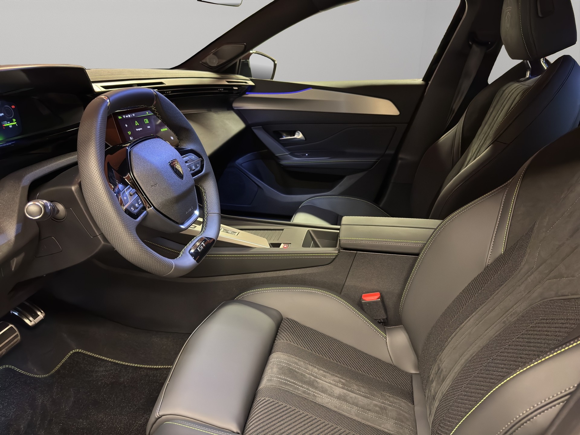PEUGEOT 408 1.2 Hybrid GT Exclusive-image-7