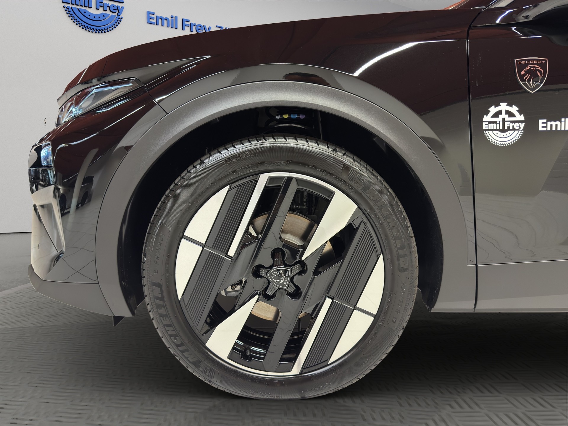 PEUGEOT 408 1.2 Hybrid GT Exclusive-image-13