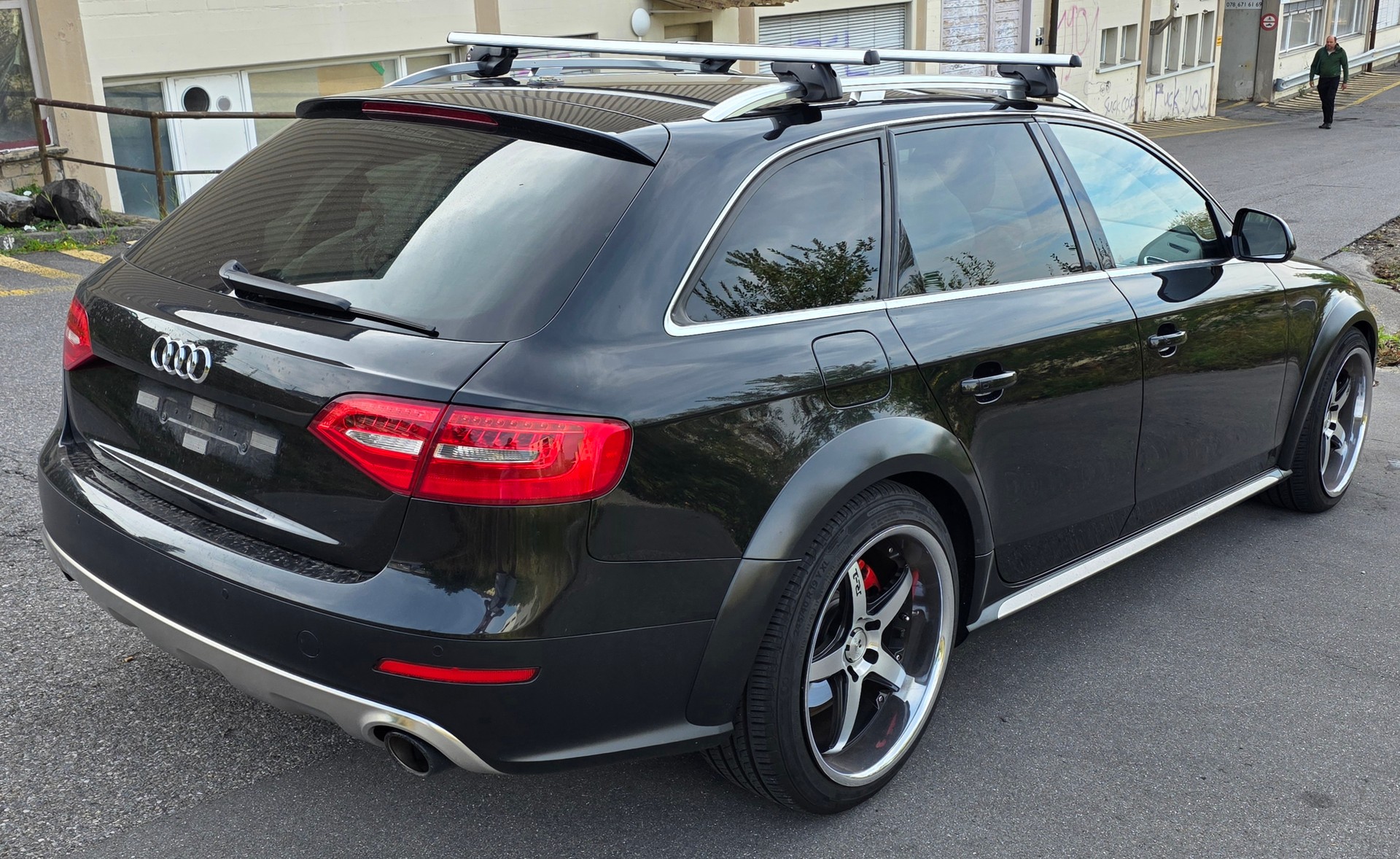 AUDI A4 allroad 3.0 TDI quattro S-tronic-image-4